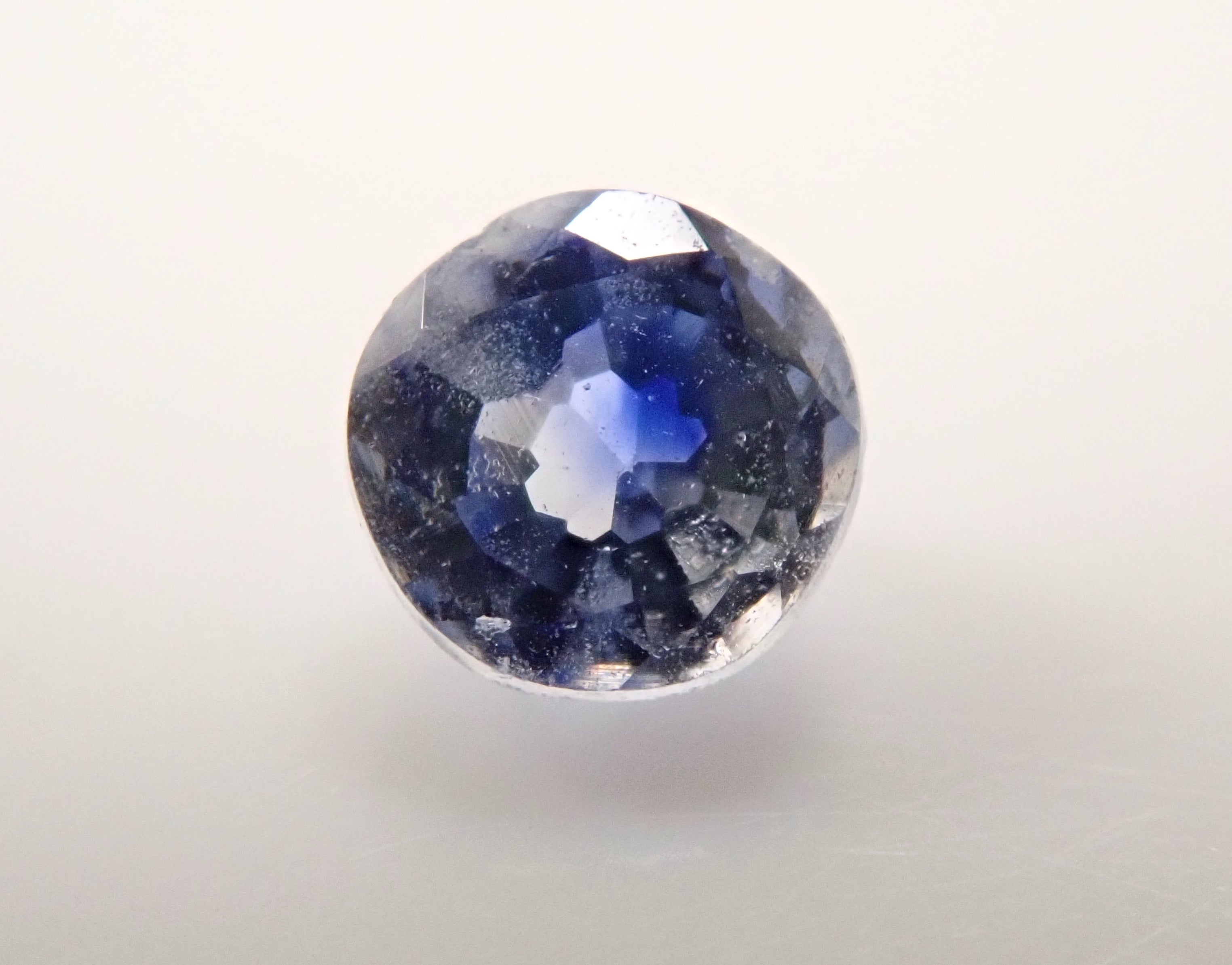 [Listed on 12563303] Unheated Kashmir Sapphire 0.110ct Loose GIA