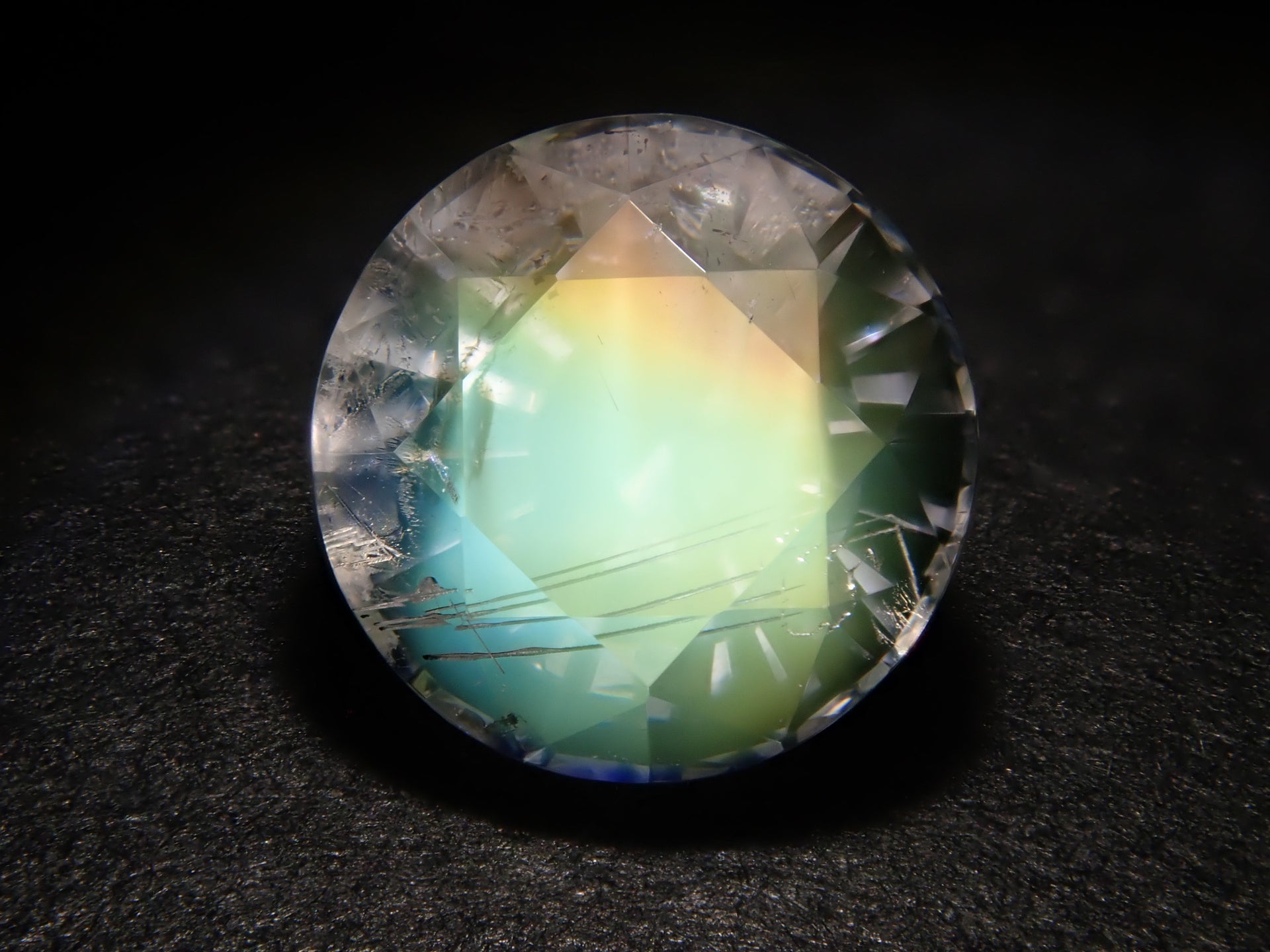 P5295847.jpg?v=1717200838&  