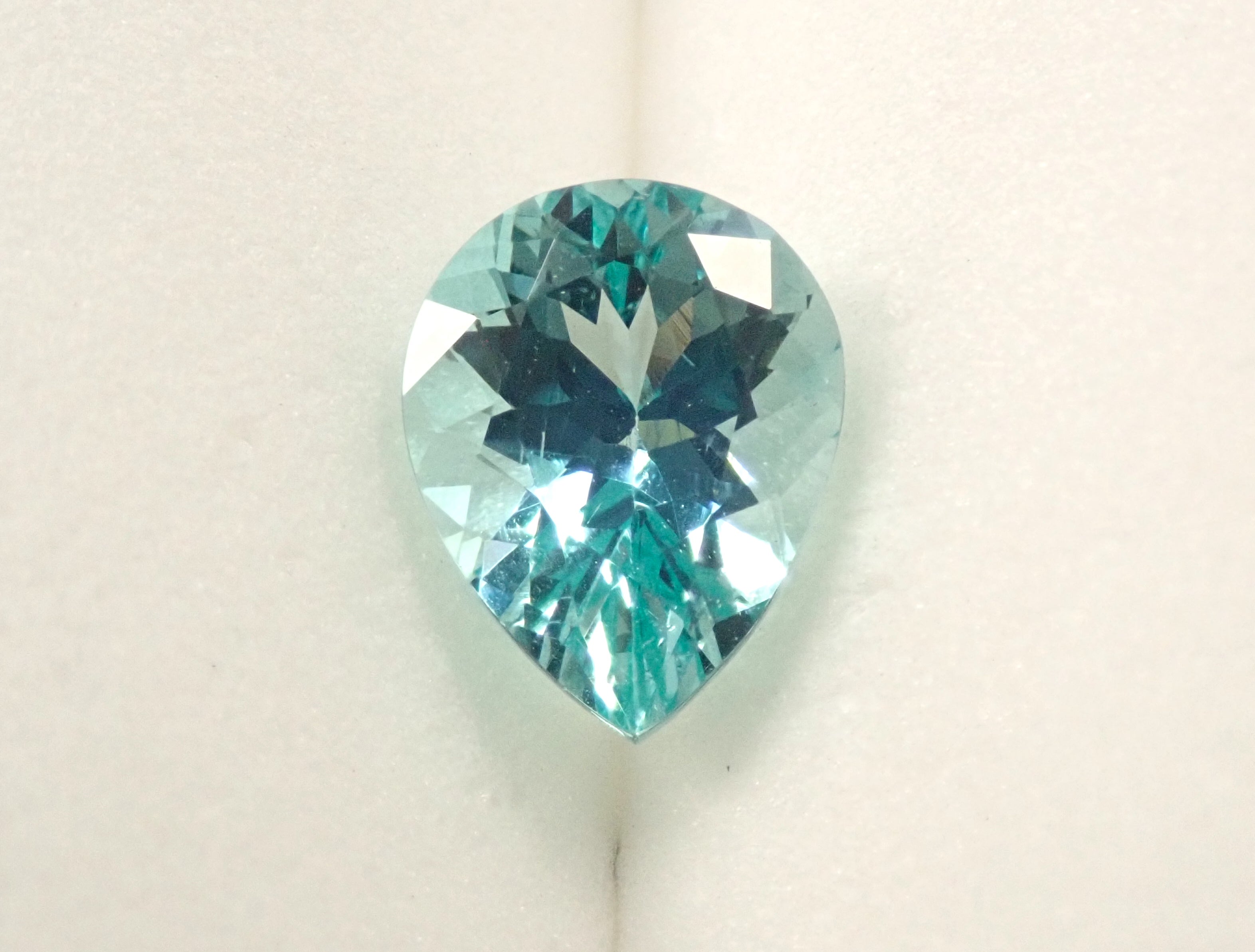 緑色・グリーン系の宝石 - 通販｜宝石鑑定士が運営【カラッツSTORE】