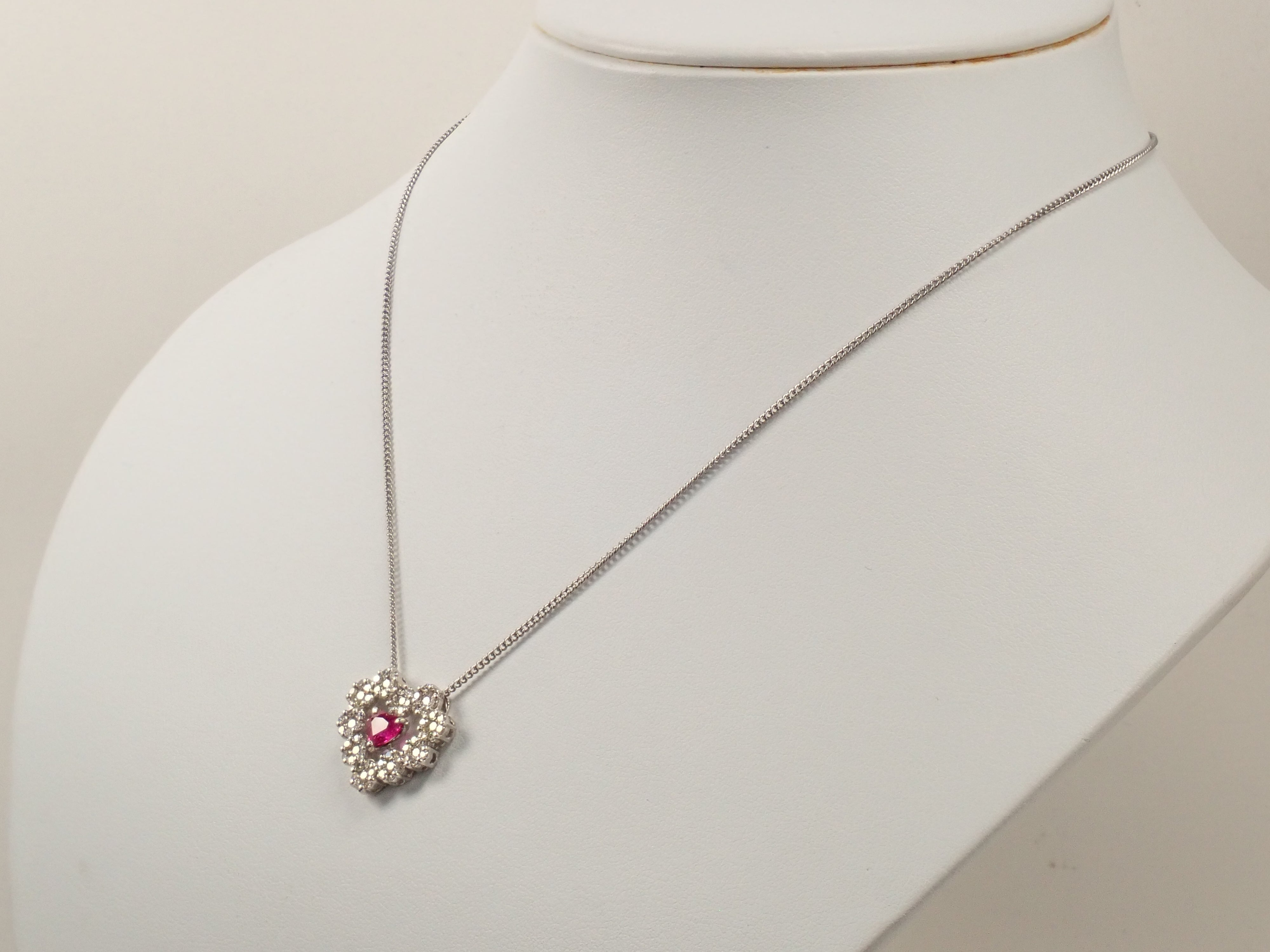 【22602611掲載】【カラフリ】K18WG ルビー 0.94ct ペンダントトップ（ネックレストップ）