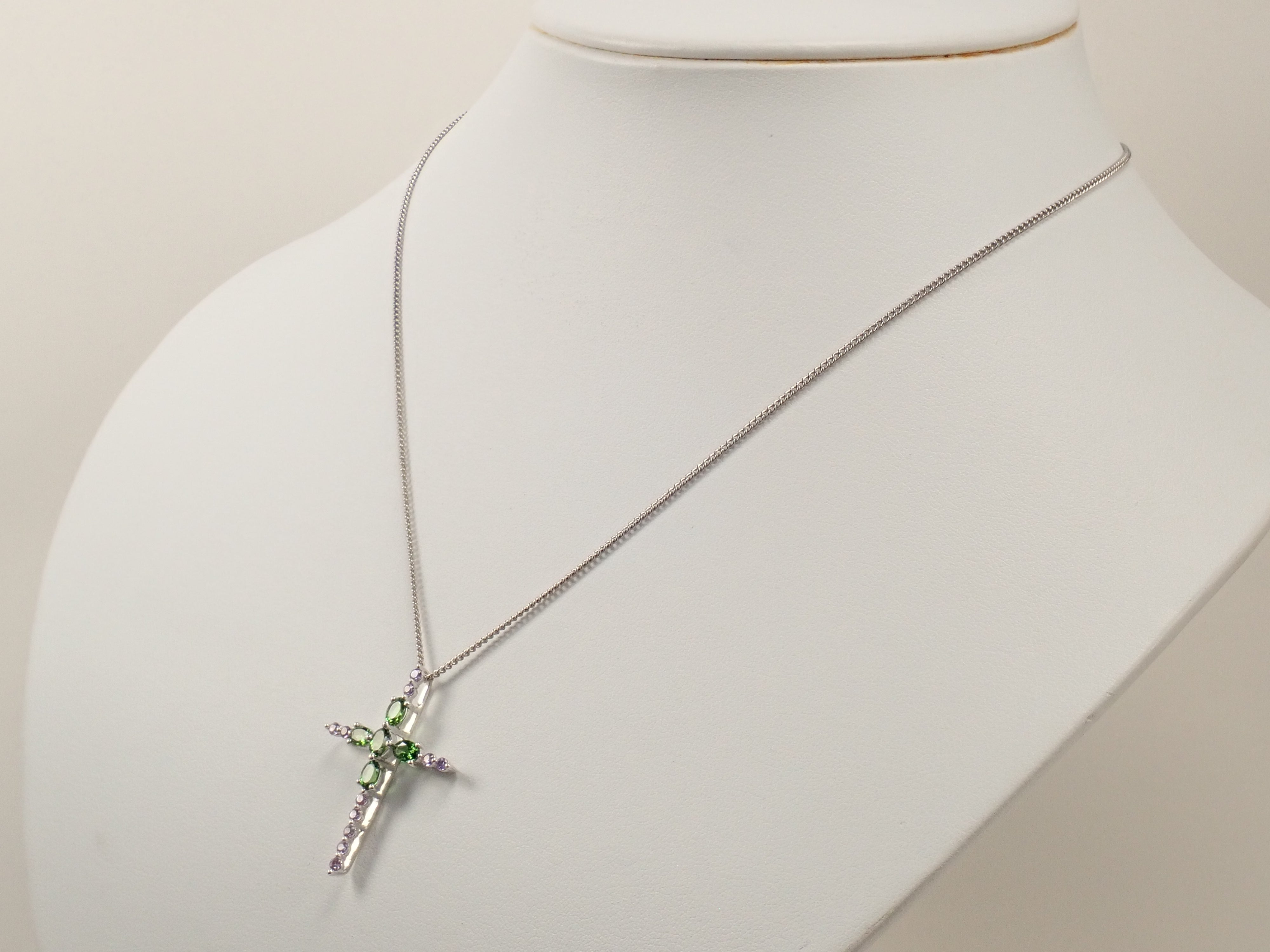 【6/14 22時販売】【カラフリ】K18WG クロムトルマリン 0.70ct・サファイア0.30ctペンダントトップ（ネックレストップ） 鑑別書