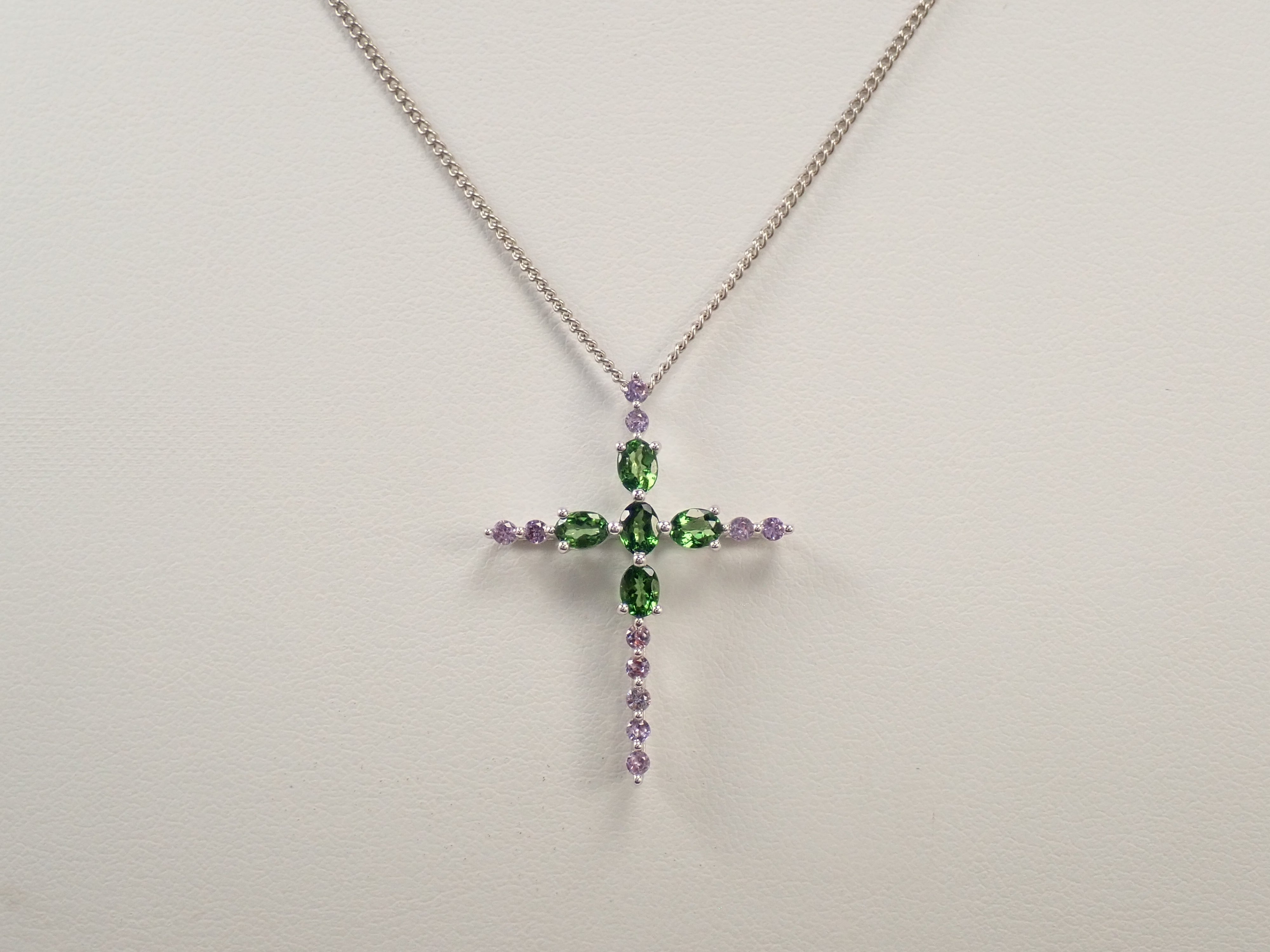 【6/14 22時販売】【カラフリ】K18WG クロムトルマリン 0.70ct・サファイア0.30ctペンダントトップ（ネックレストップ） 鑑別書