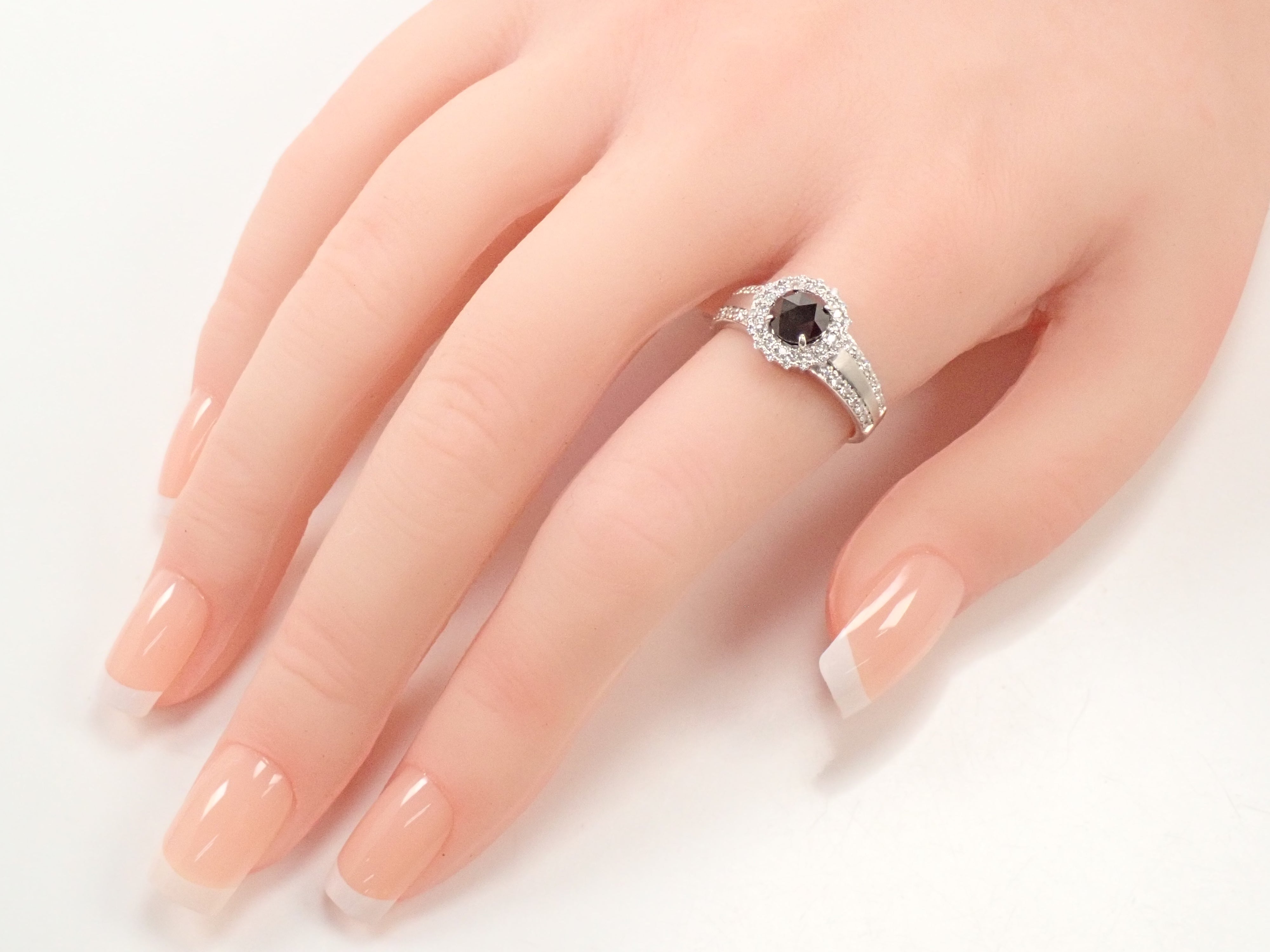 【22602618掲載】Pt900 ブラックダイヤモンド 1ct リング