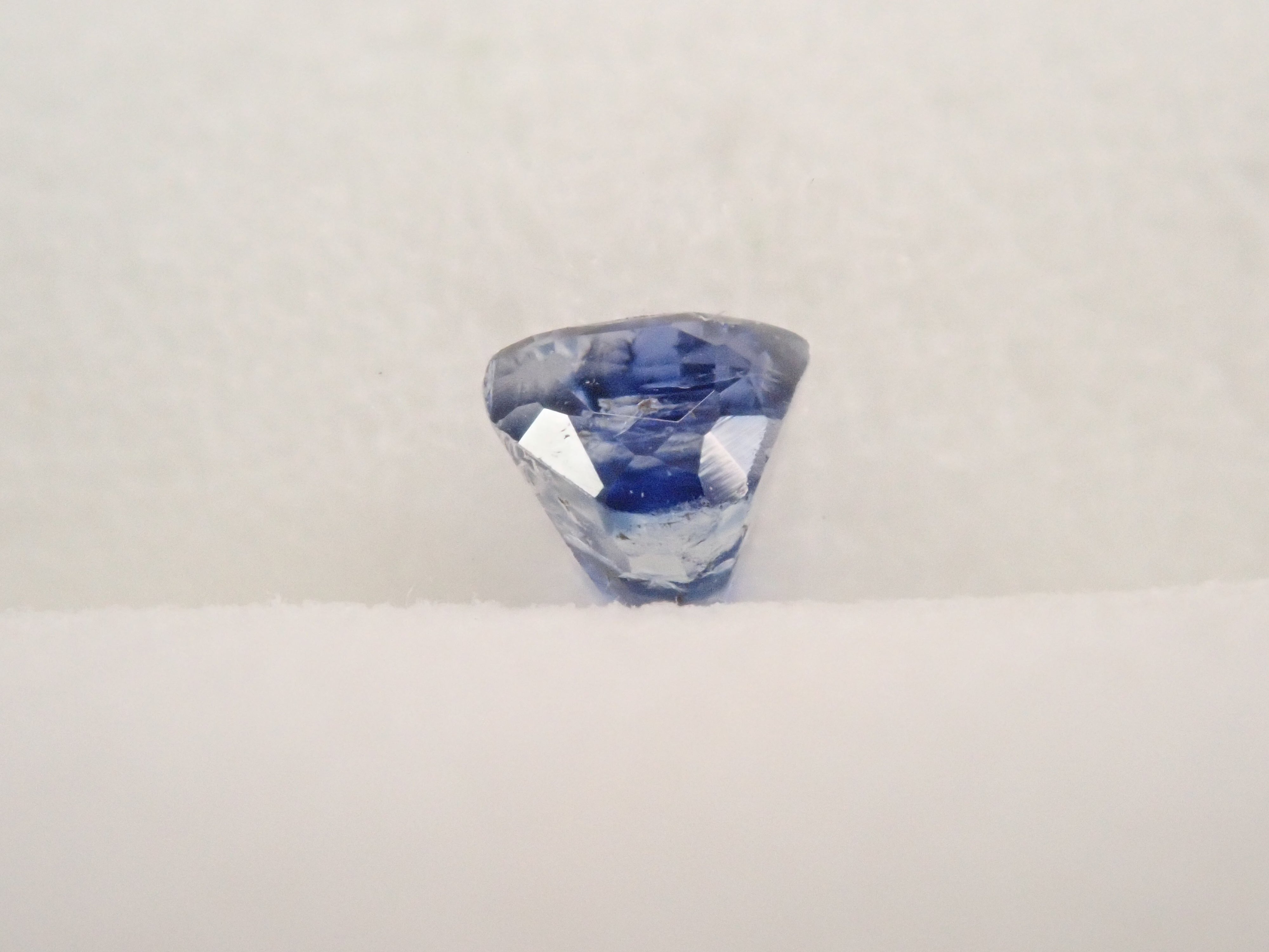 【12563344掲載】カシミール産非加熱サファイア 0.160ctルース