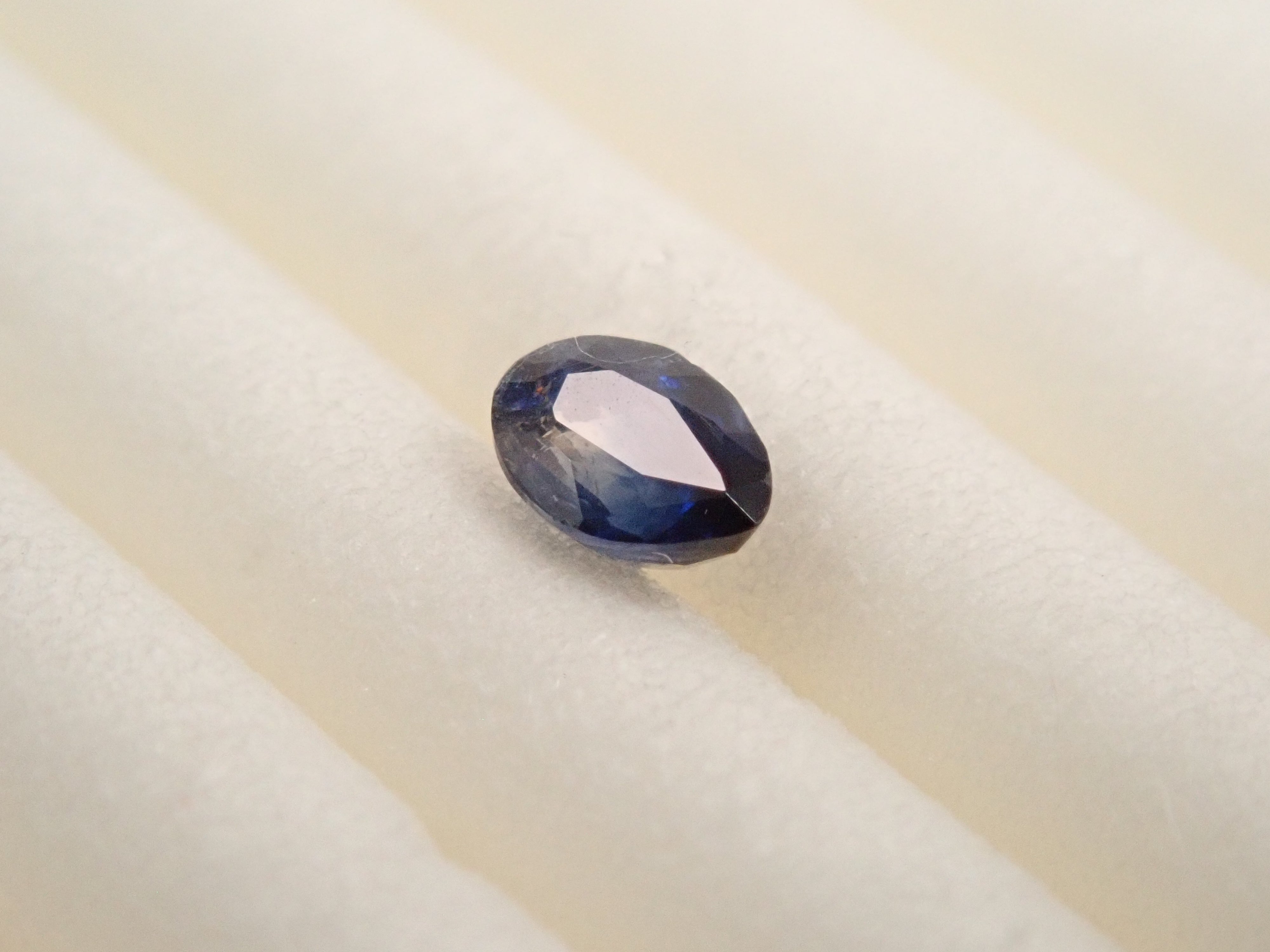 【12563343掲載】カシミール産非加熱サファイア 0.120ctルース