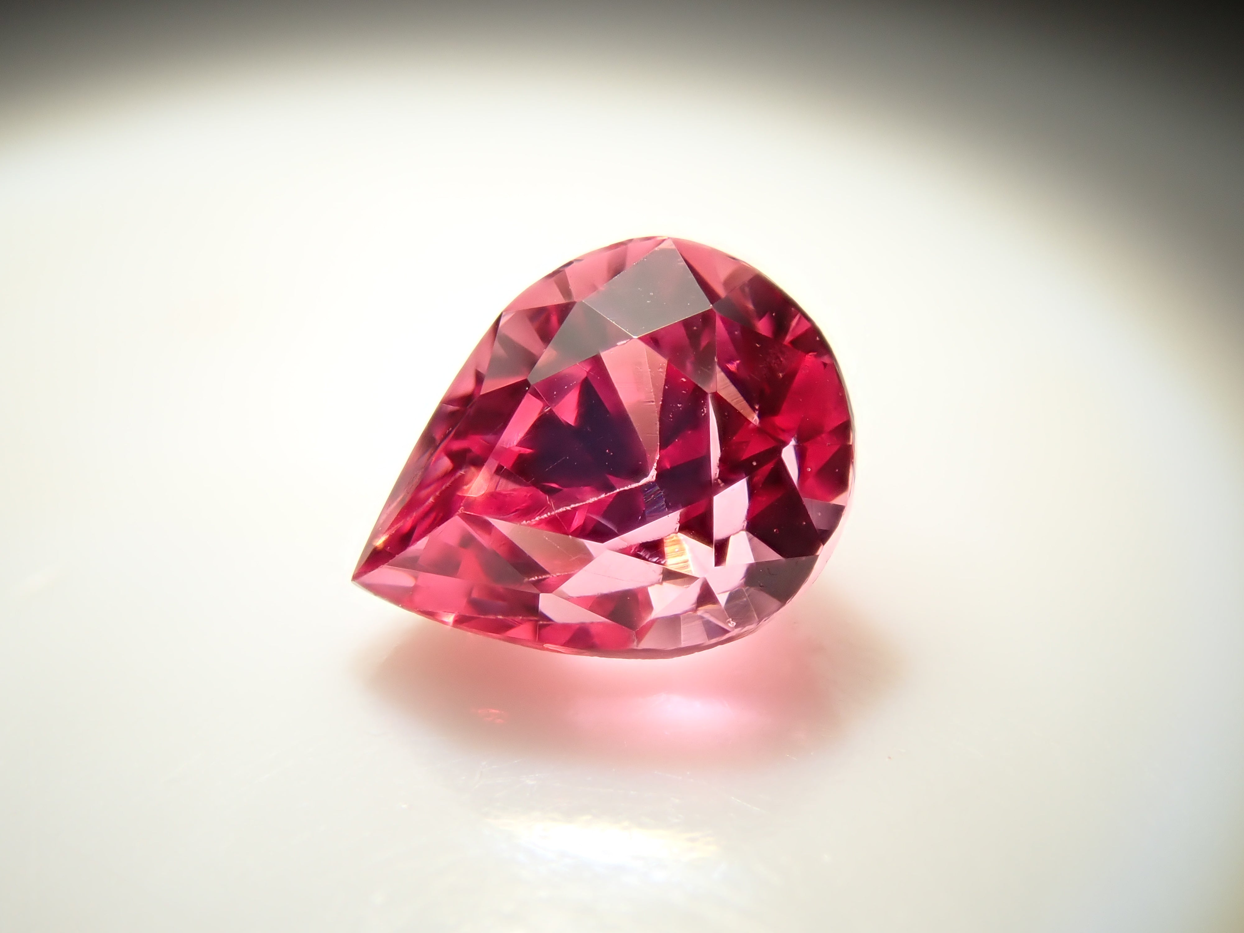 12563112 listed] Myanmar Jedi Spinel 0.380ct Loose Stone