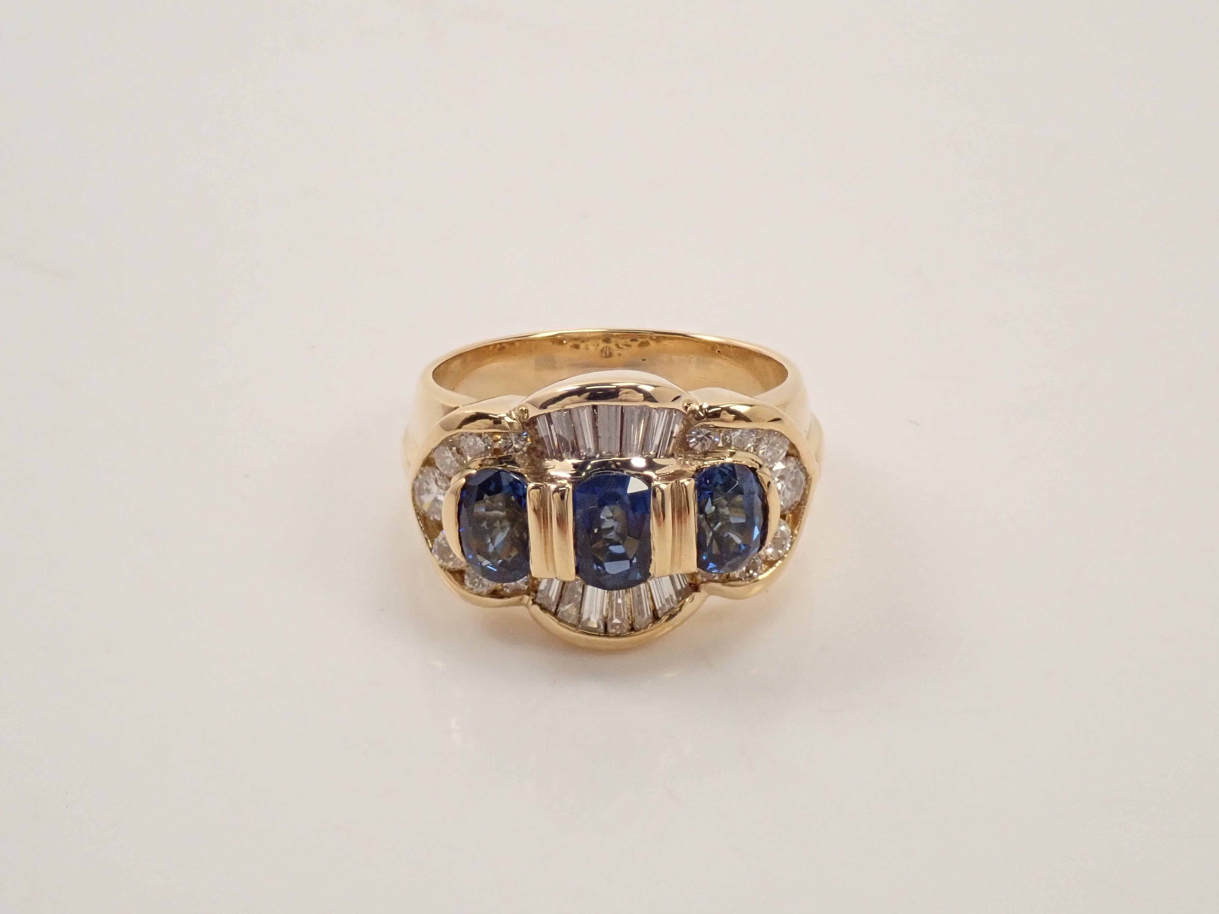 K18 ブルーサファイア 1.89ct・ダイヤモンド0.74ctリング 鑑別書