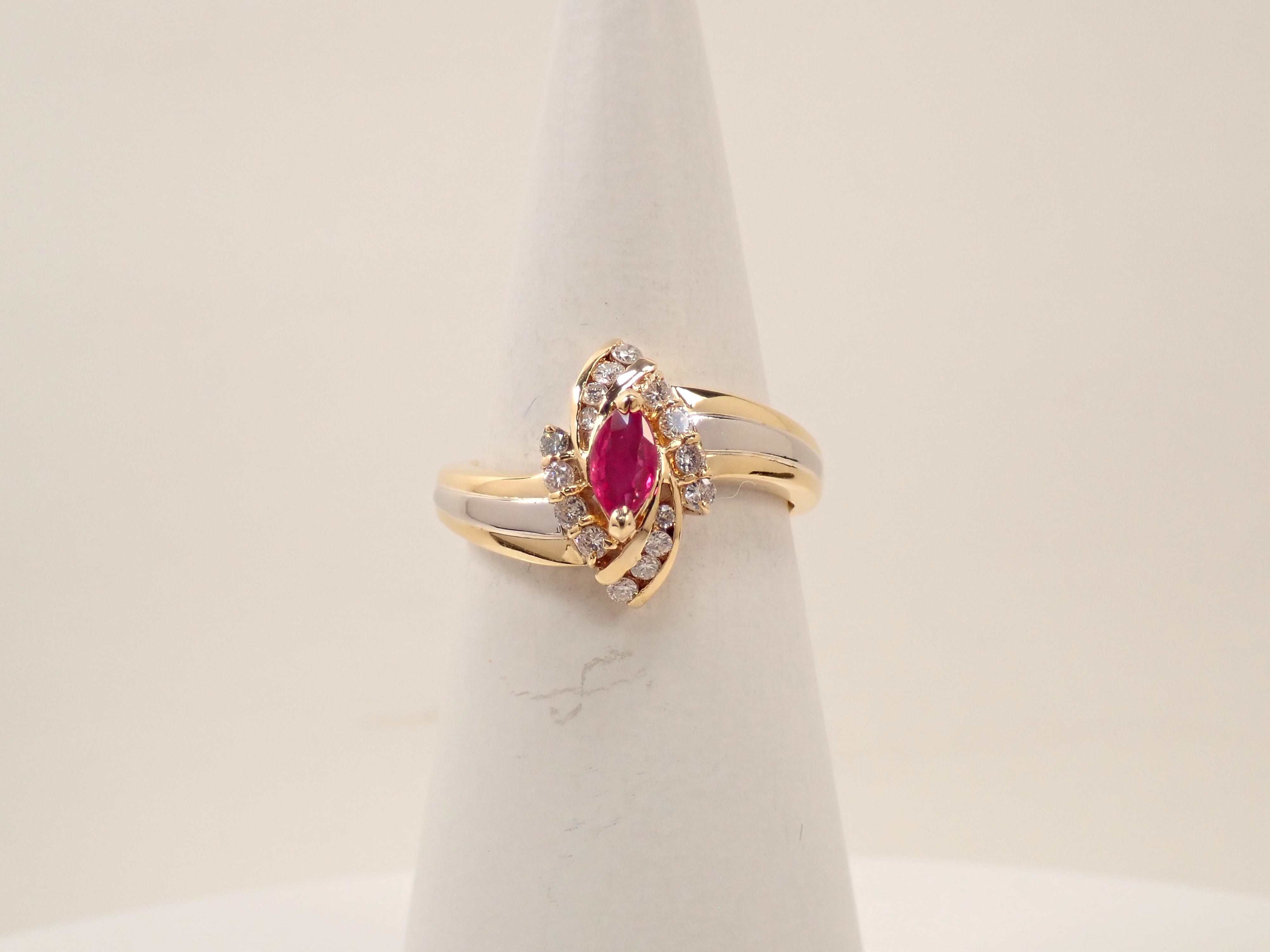 Pt900/K18 ルビー 0.28ct・ダイヤモンド0.20ct リング 鑑別書