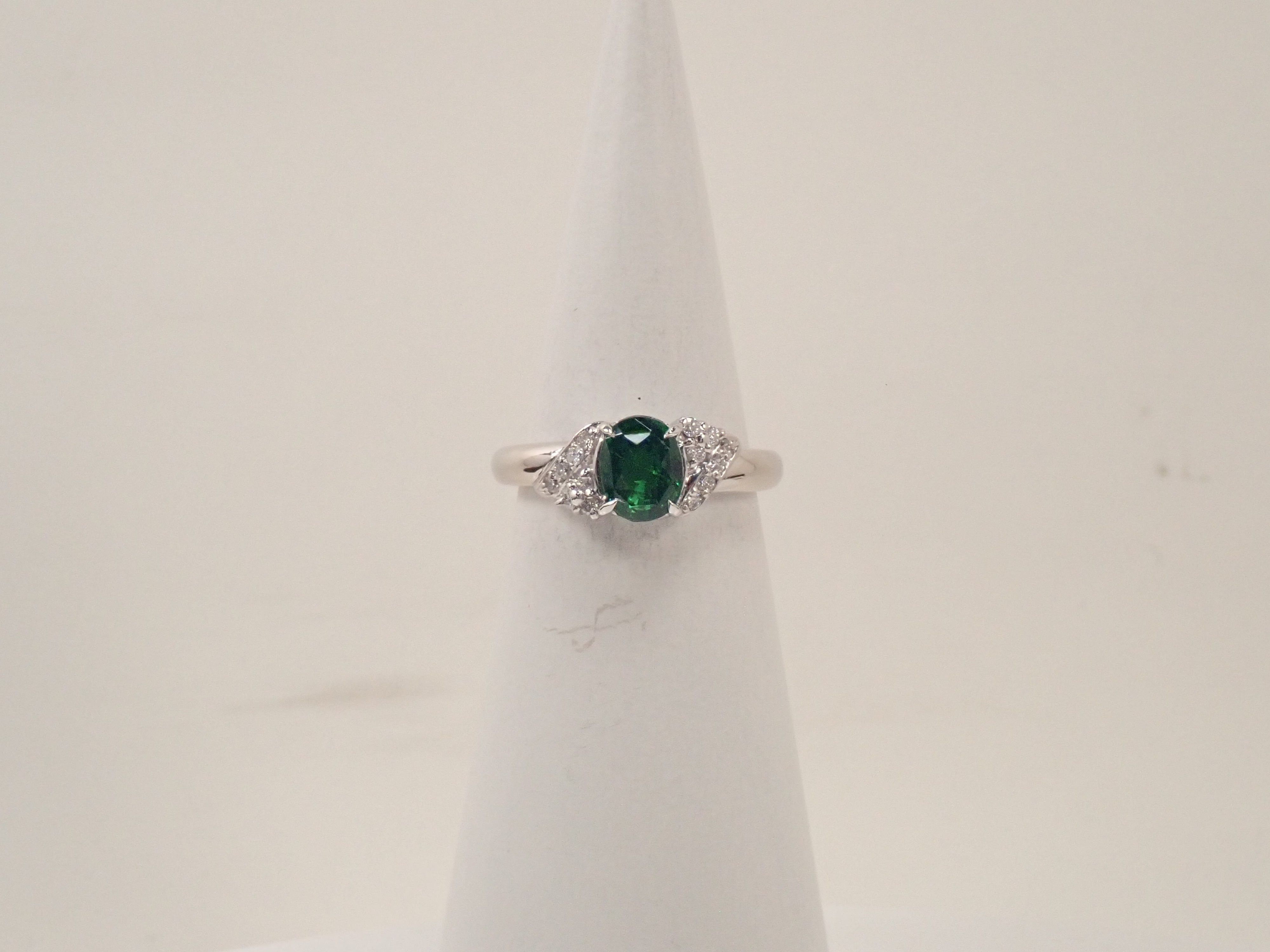 【22602634掲載】【カラフリ】Pt900 グロッシュラーガーネット 1.38ctct リング