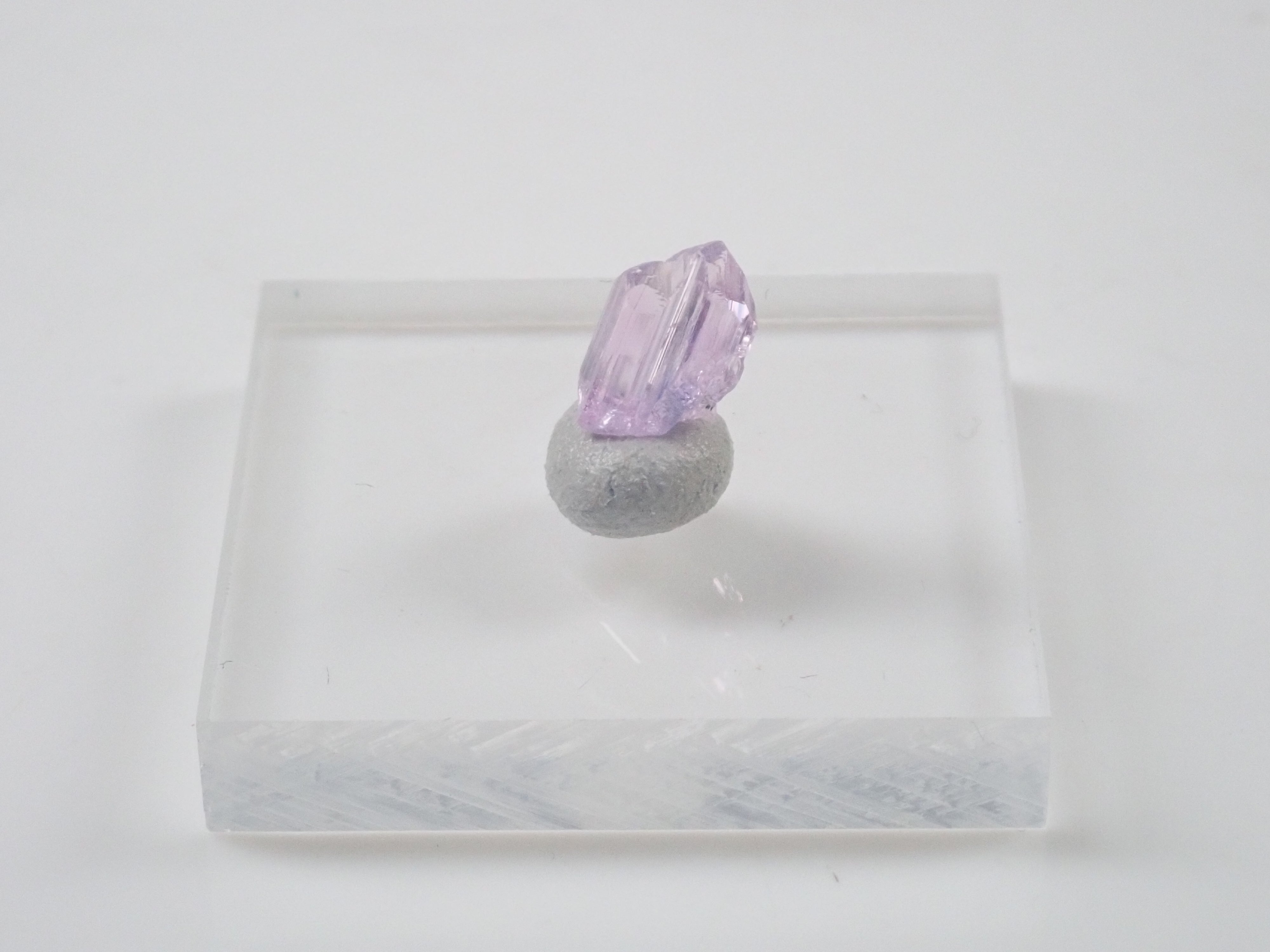 【12543492掲載】タンザニア産ピンクゾイサイト 1.581ct原石