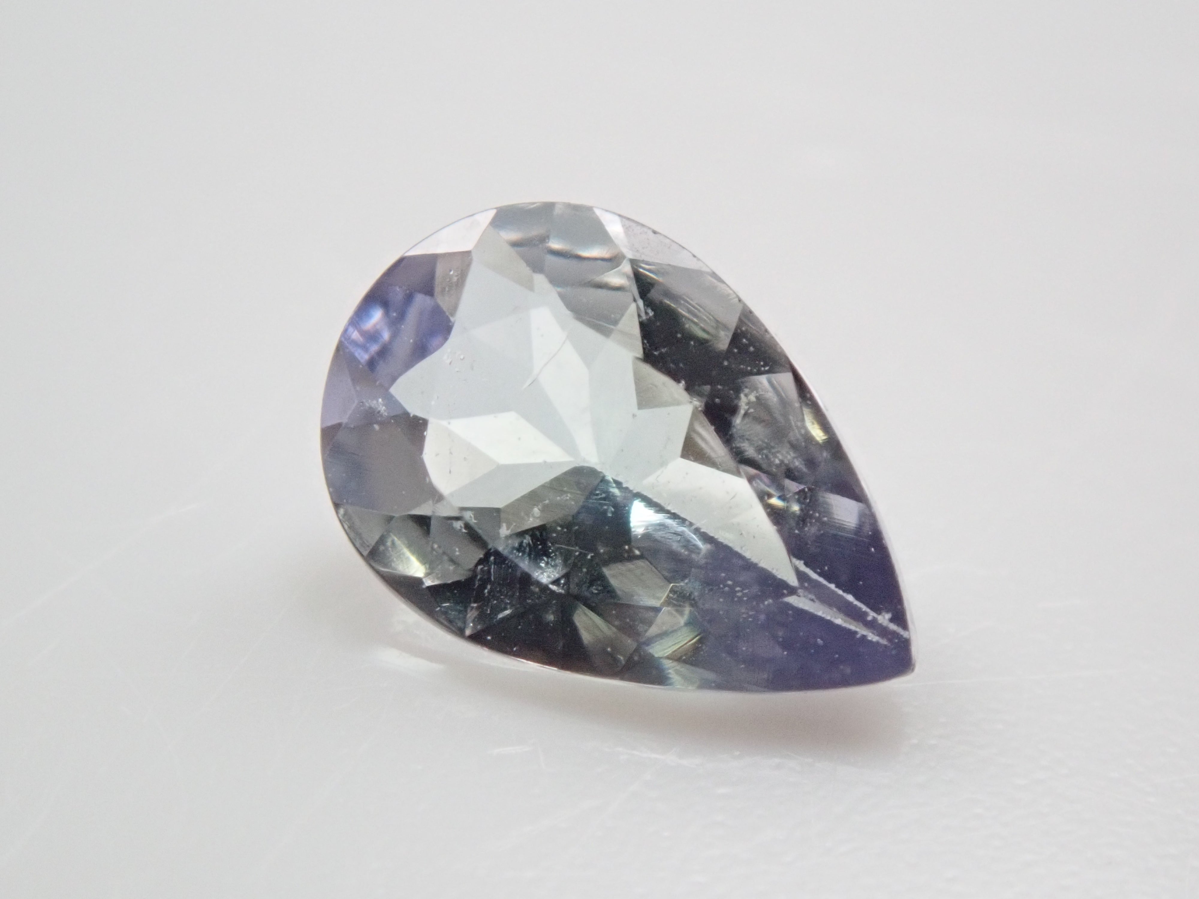 Bicolor Zoisite 1.497ct rough stone