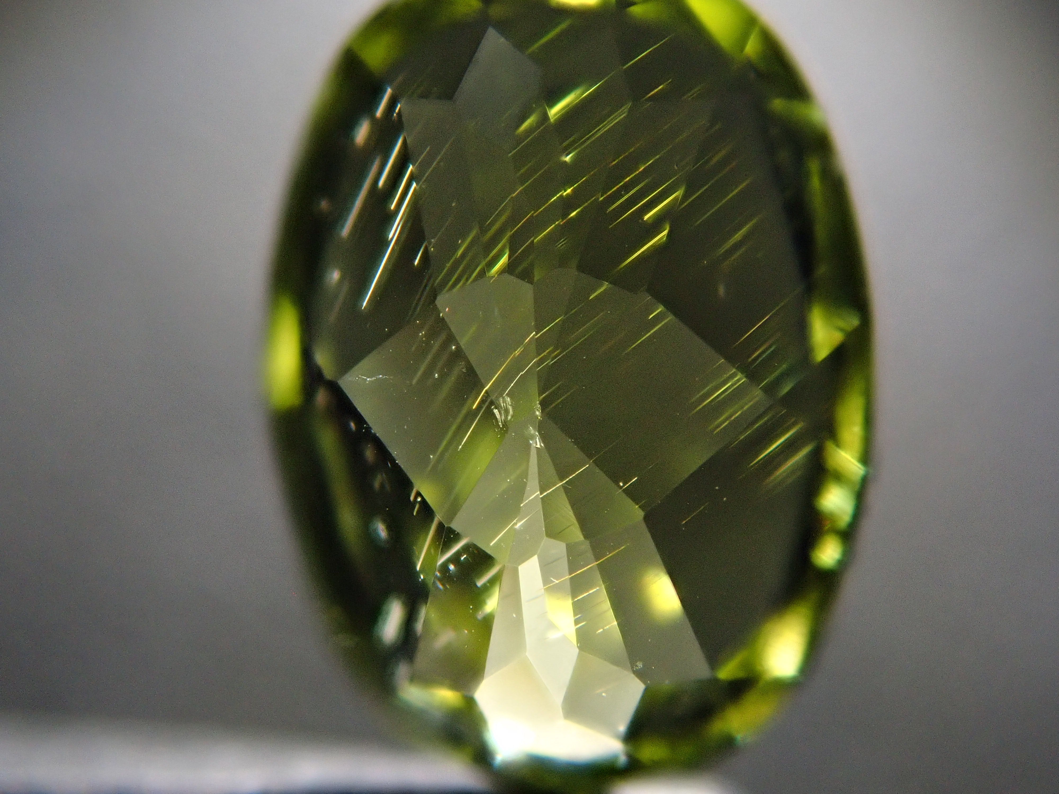 《Yurakucho Marui 20240725》Parasite Peridot (Parasite Peridot) 0.541ct Loose Stone Japan-Germany Exchange