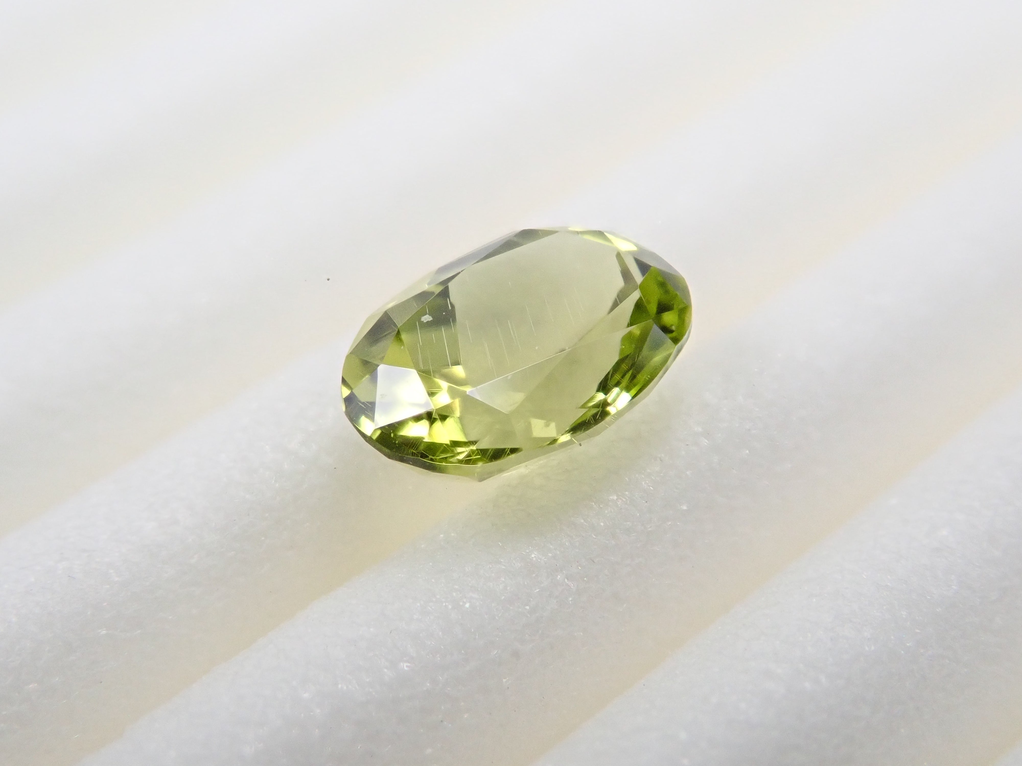 《Yurakucho Marui 20240725》Parasite Peridot (Parasite Peridot) 0.541ct Loose Stone Japan-Germany Exchange