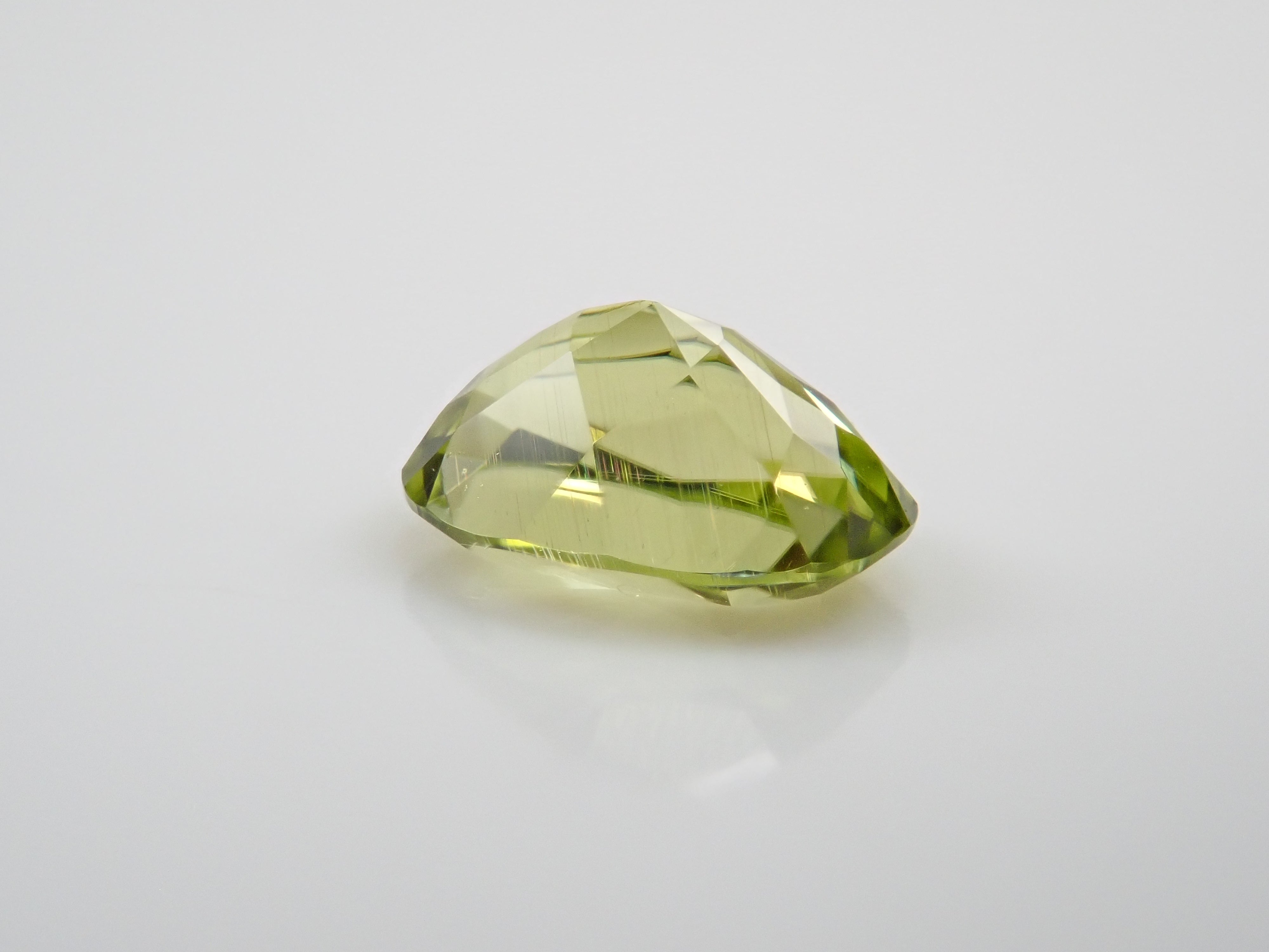 《Yurakucho Marui 20240725》Parasite Peridot (Parasite Peridot) 0.541ct Loose Stone Japan-Germany Exchange