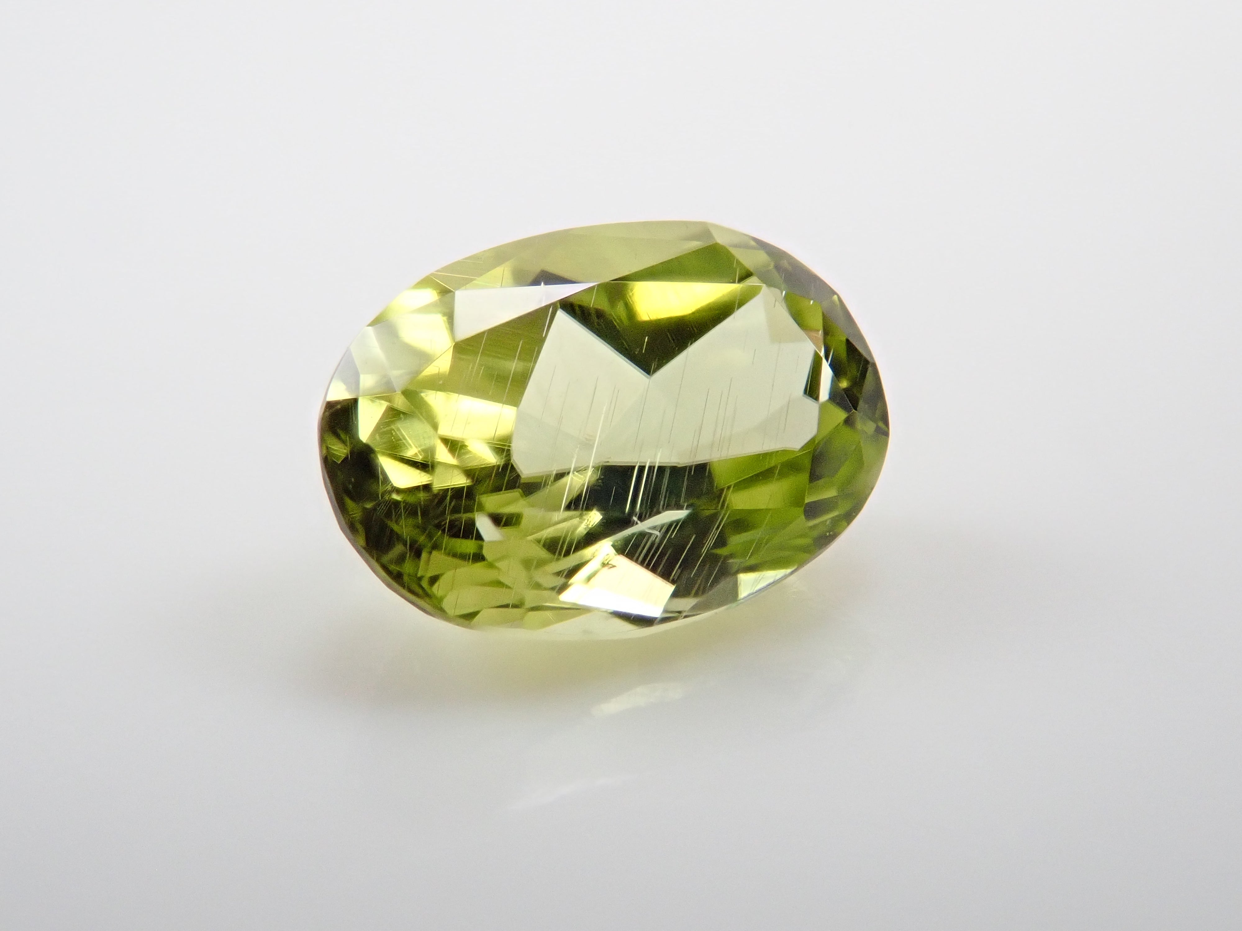 《Yurakucho Marui 20240725》Parasite Peridot (Parasite Peridot) 0.541ct Loose Stone Japan-Germany Exchange