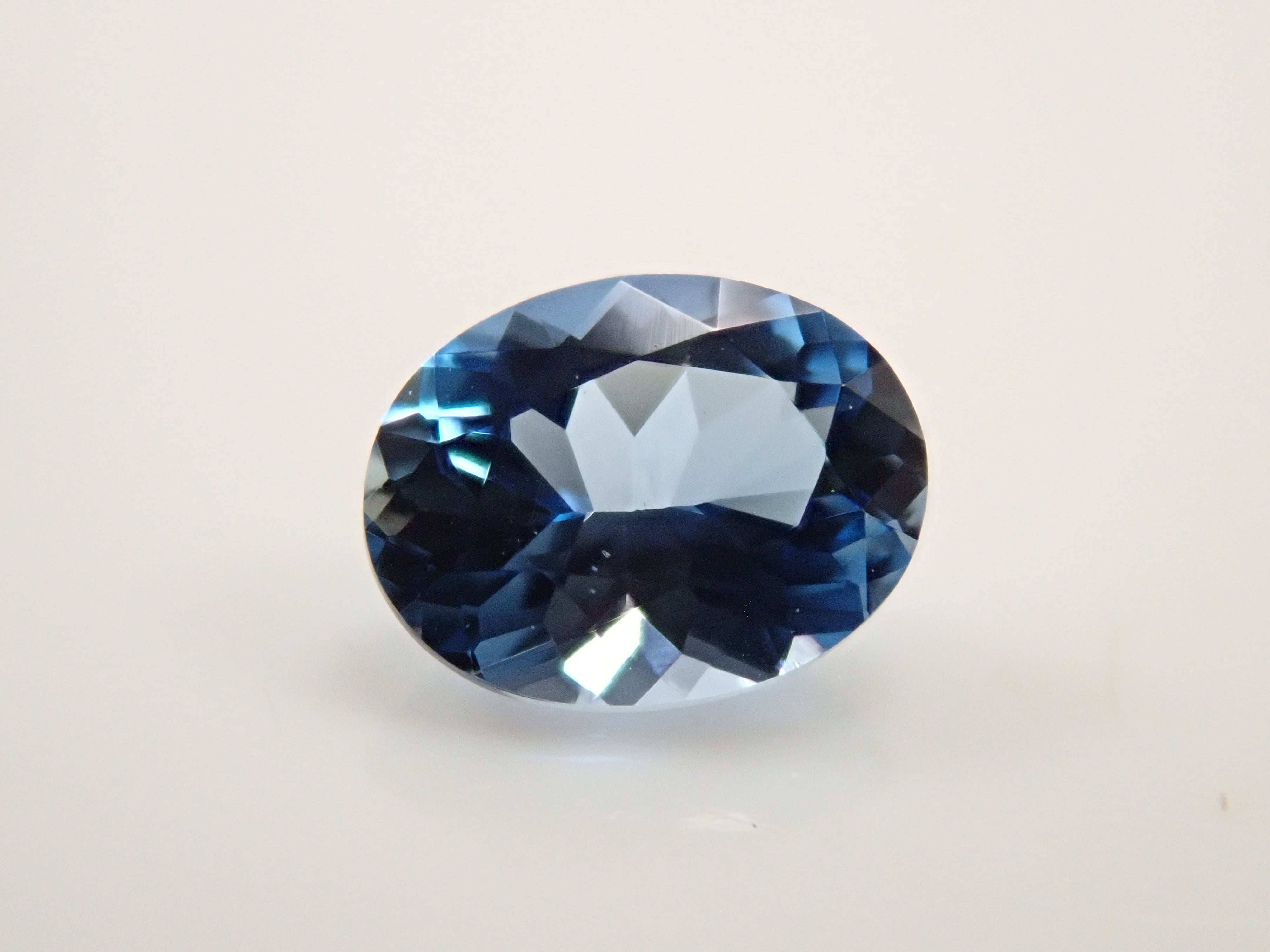 【12563137掲載】ブラジル産サンタマリアアクアマリン 0.264ctルース