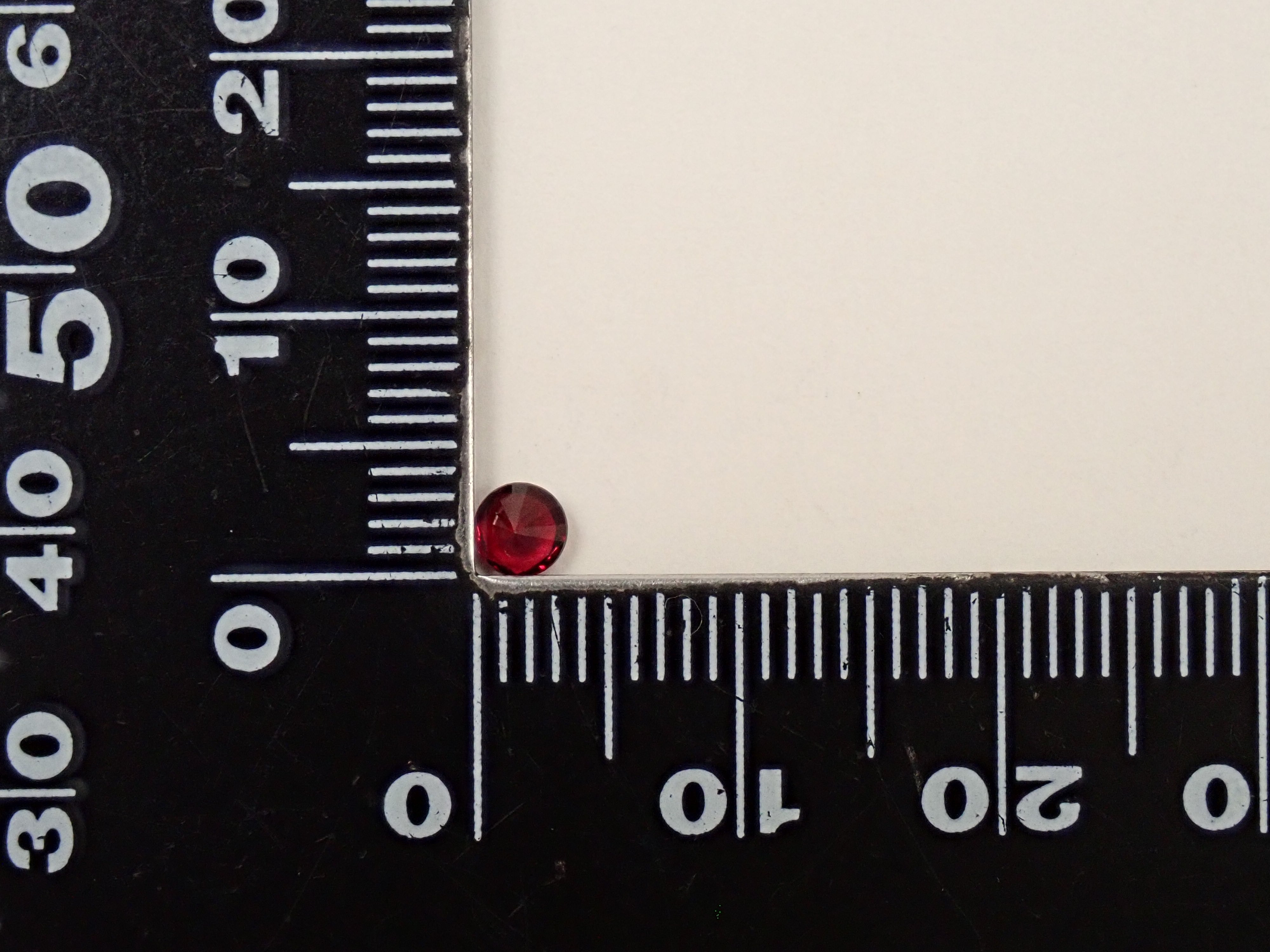 ミャンマー産レッドスピネル 0.214ctルース