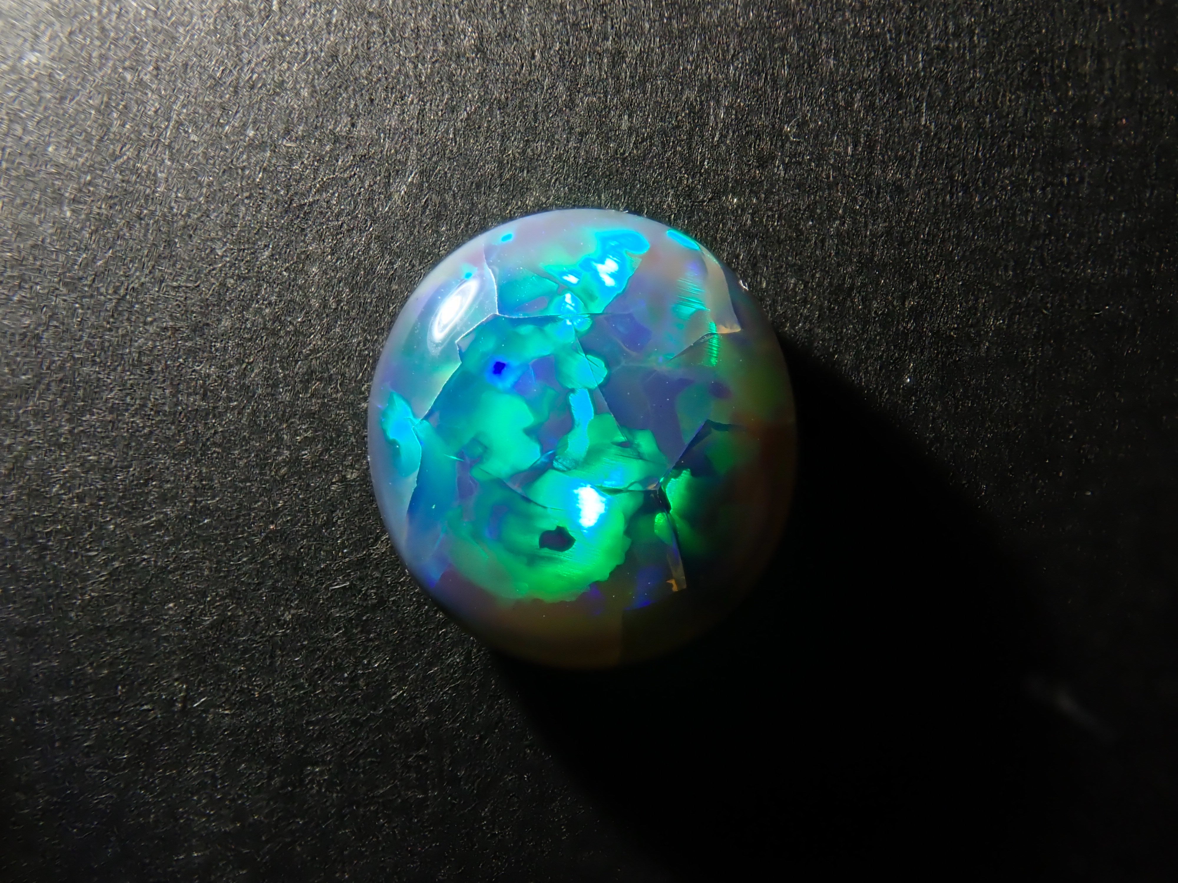 [Special offer] [Limited to 2 stones] 1 Australian black opal loose stone