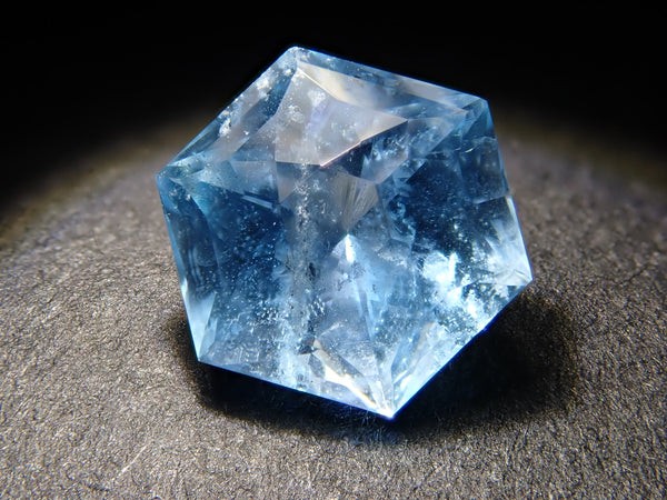 マリア スタチュー 全高約330mm P6131375_grande.jpg?v=1750855714