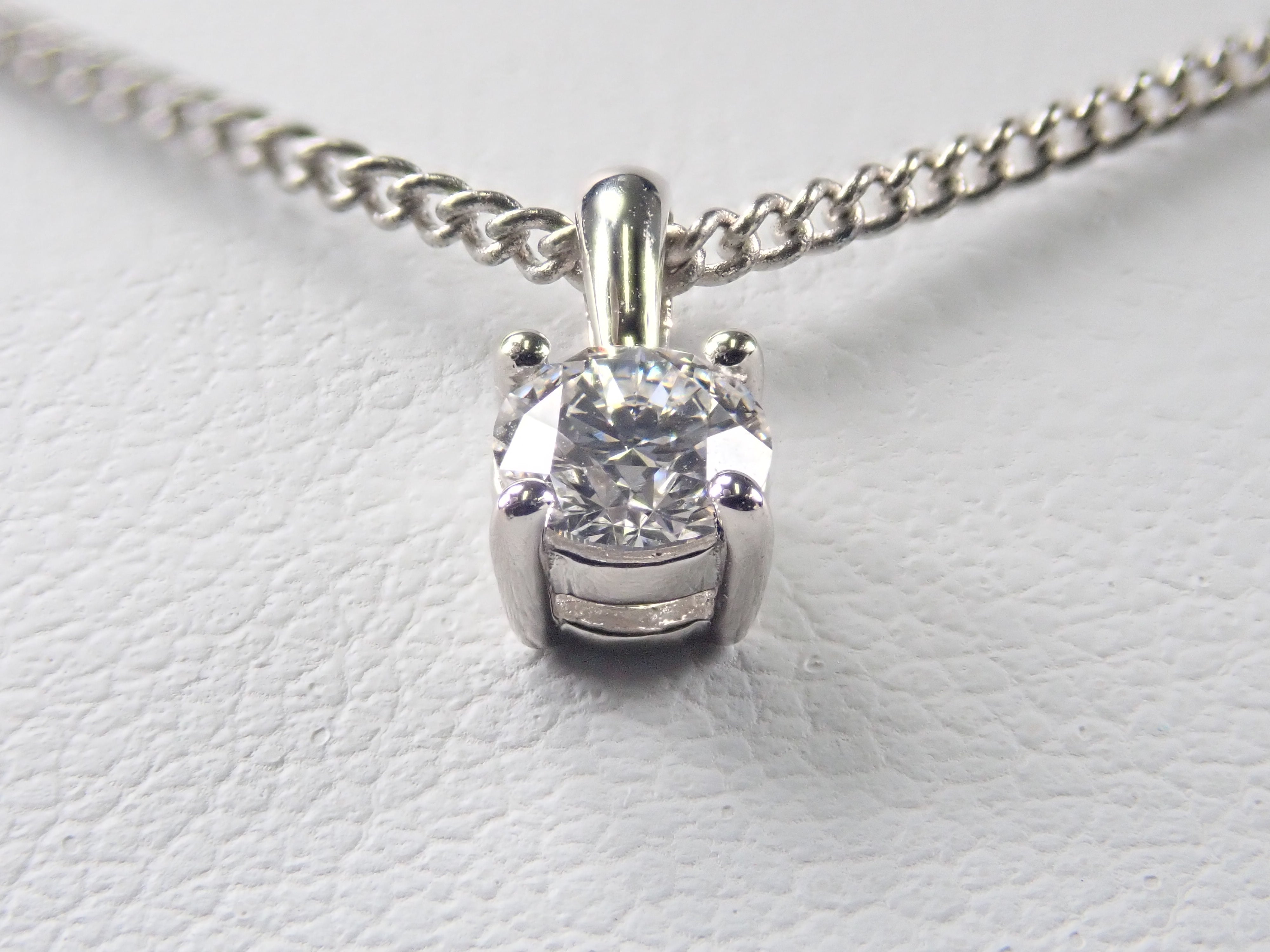 Pt950インターナリフローレスダイヤモンド（D／IF／3EX）0.25ct ペンダントトップ（ネックレストップ）GIA