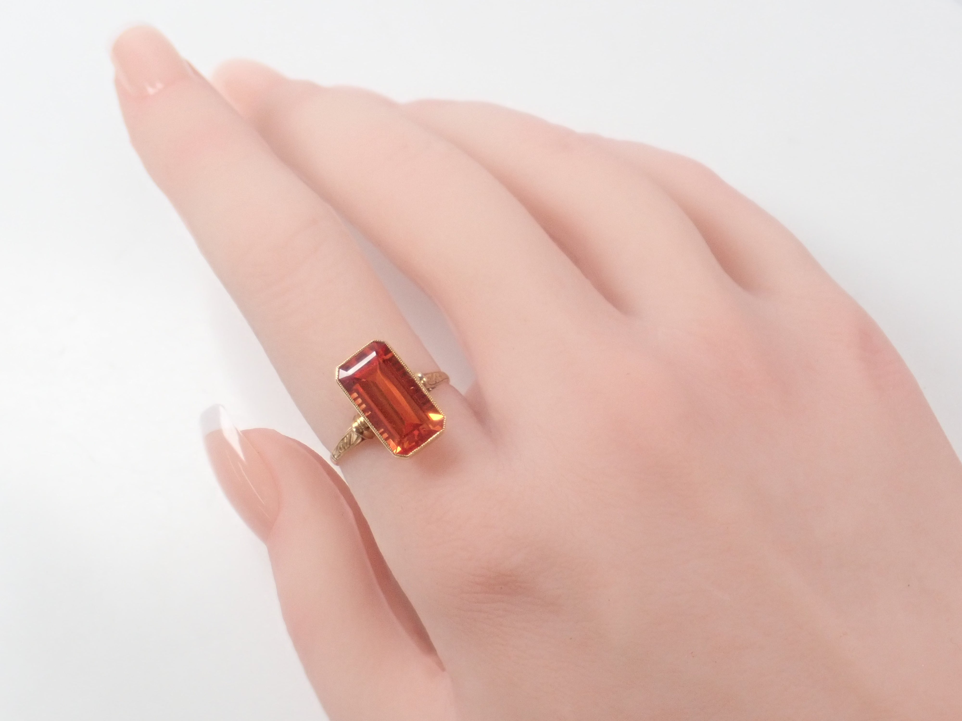 [Posted on 22602644] [Calafri] K18 Synthetic Sapphire Ring