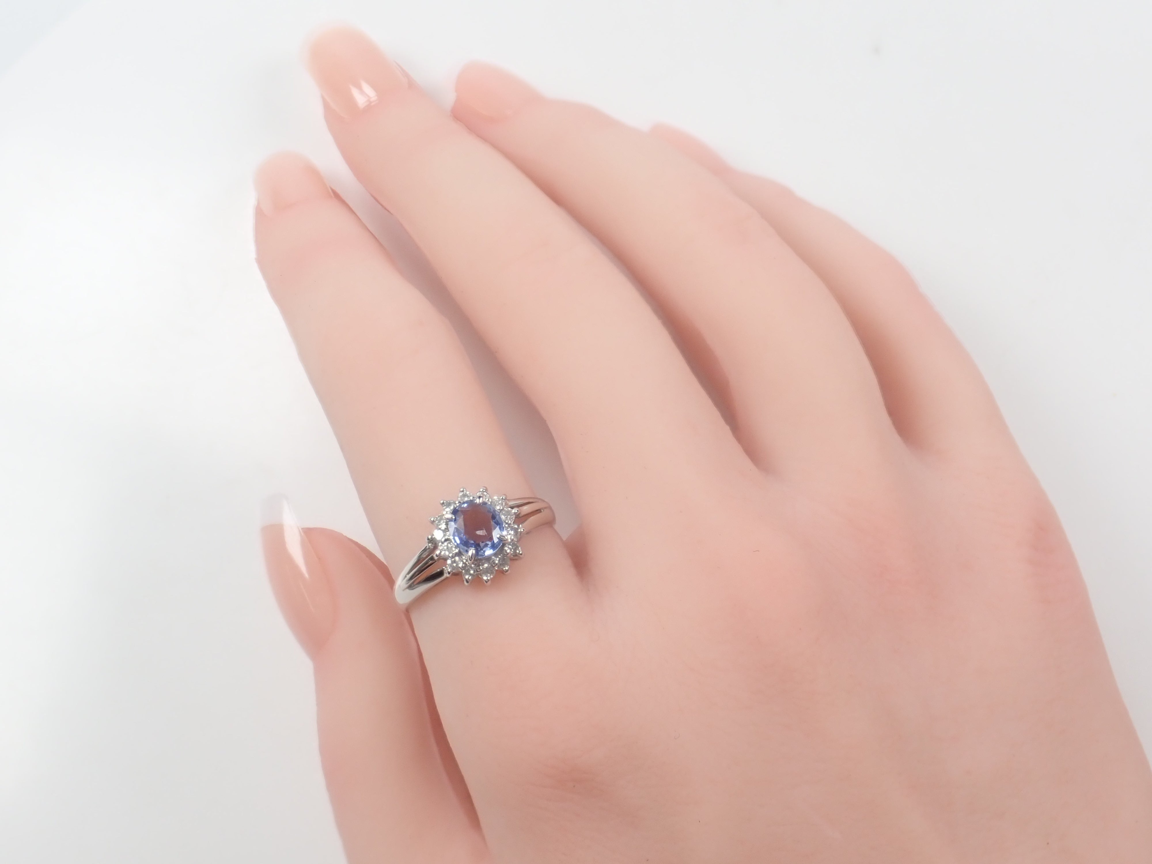 ColorFlully】Pt850 Blue Sapphire 0.66ct Ring