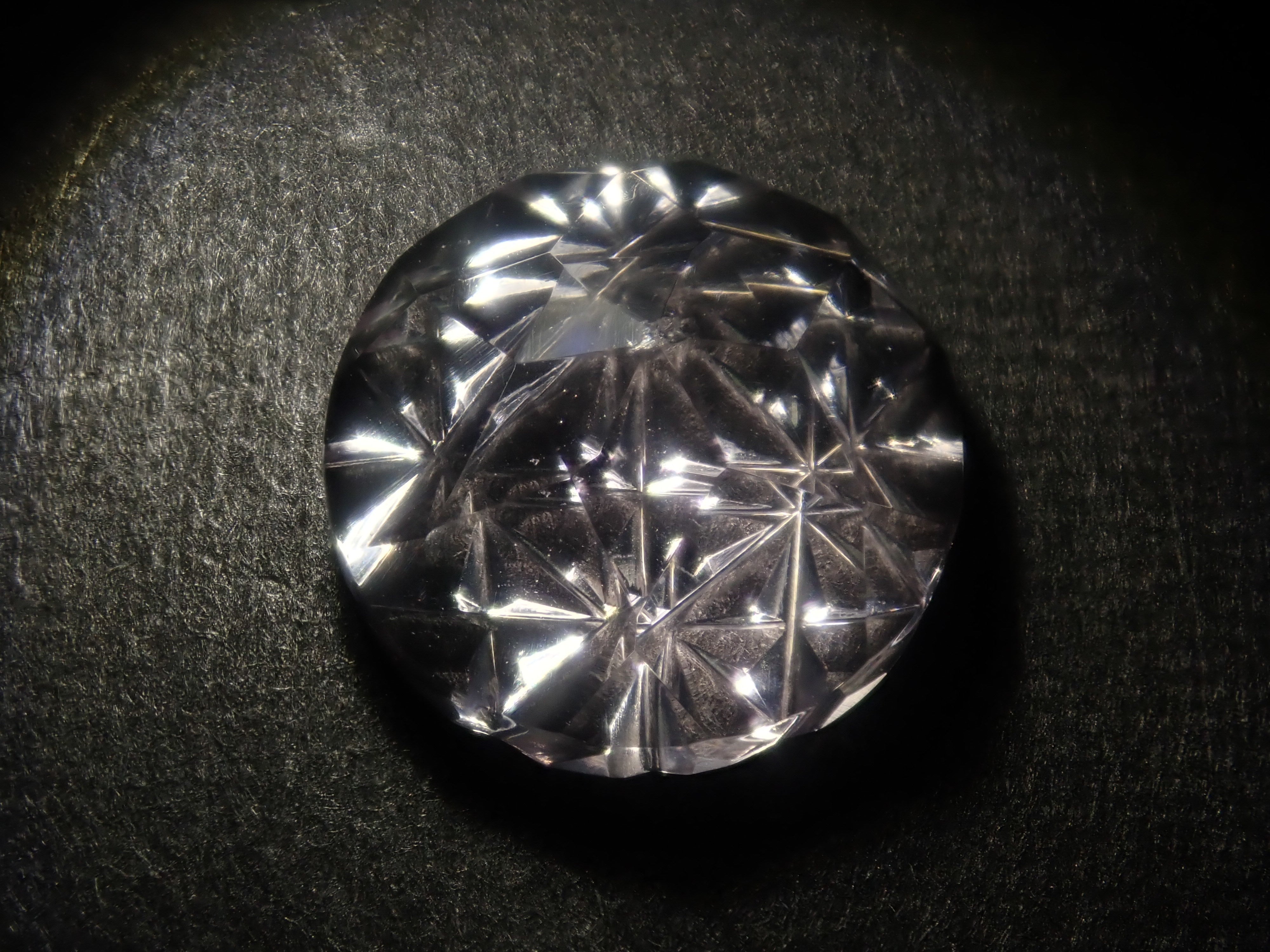 [On Sale June 6th at 10 PM JST] "Limited 13 Stones" Fluorite Gacha including flawed Koshu cut gemstones "Bulk Purchase Discount Available"
