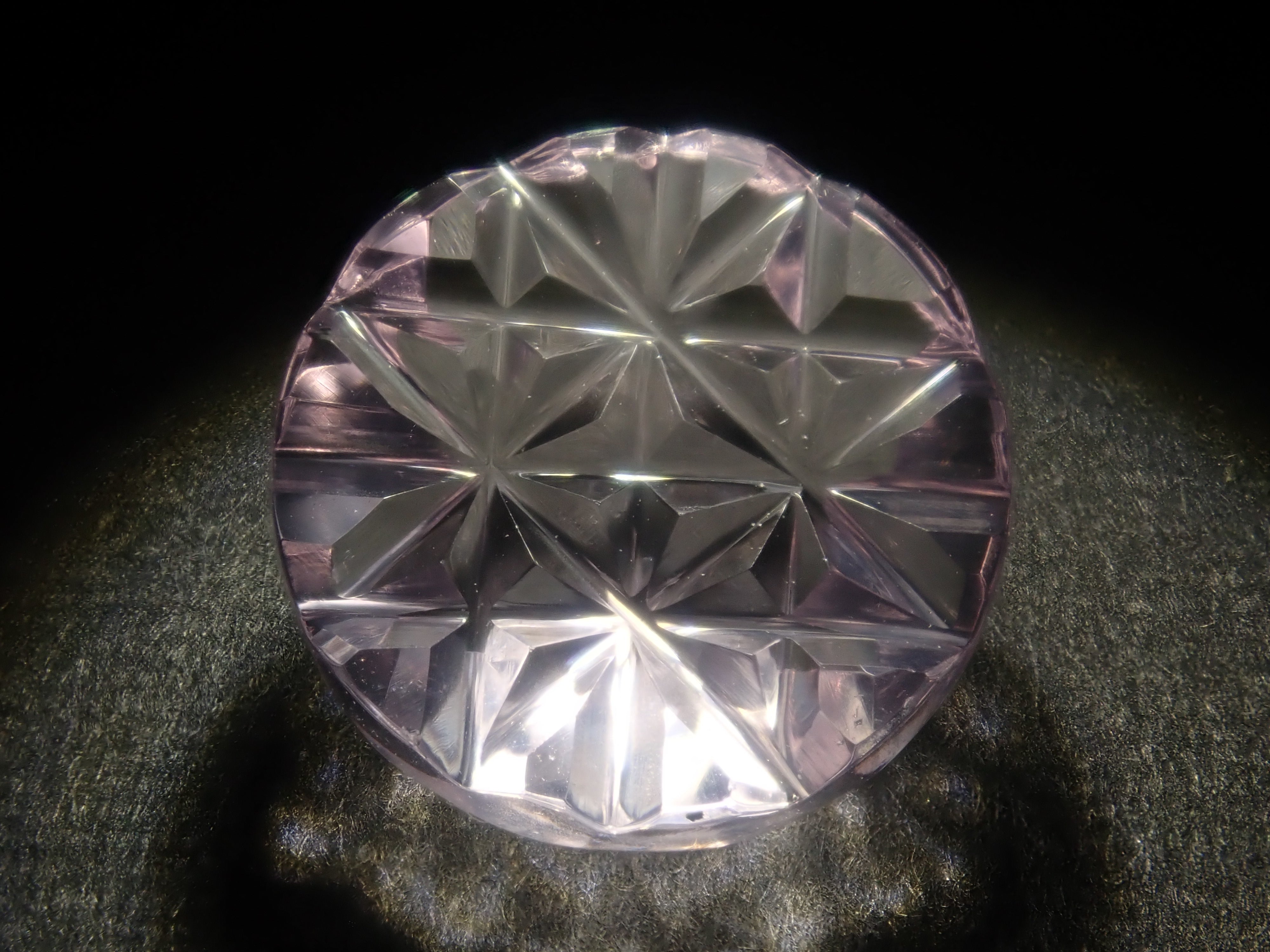 [On Sale June 6th at 10 PM JST] "Limited 13 Stones" Fluorite Gacha including flawed Koshu cut gemstones "Bulk Purchase Discount Available"