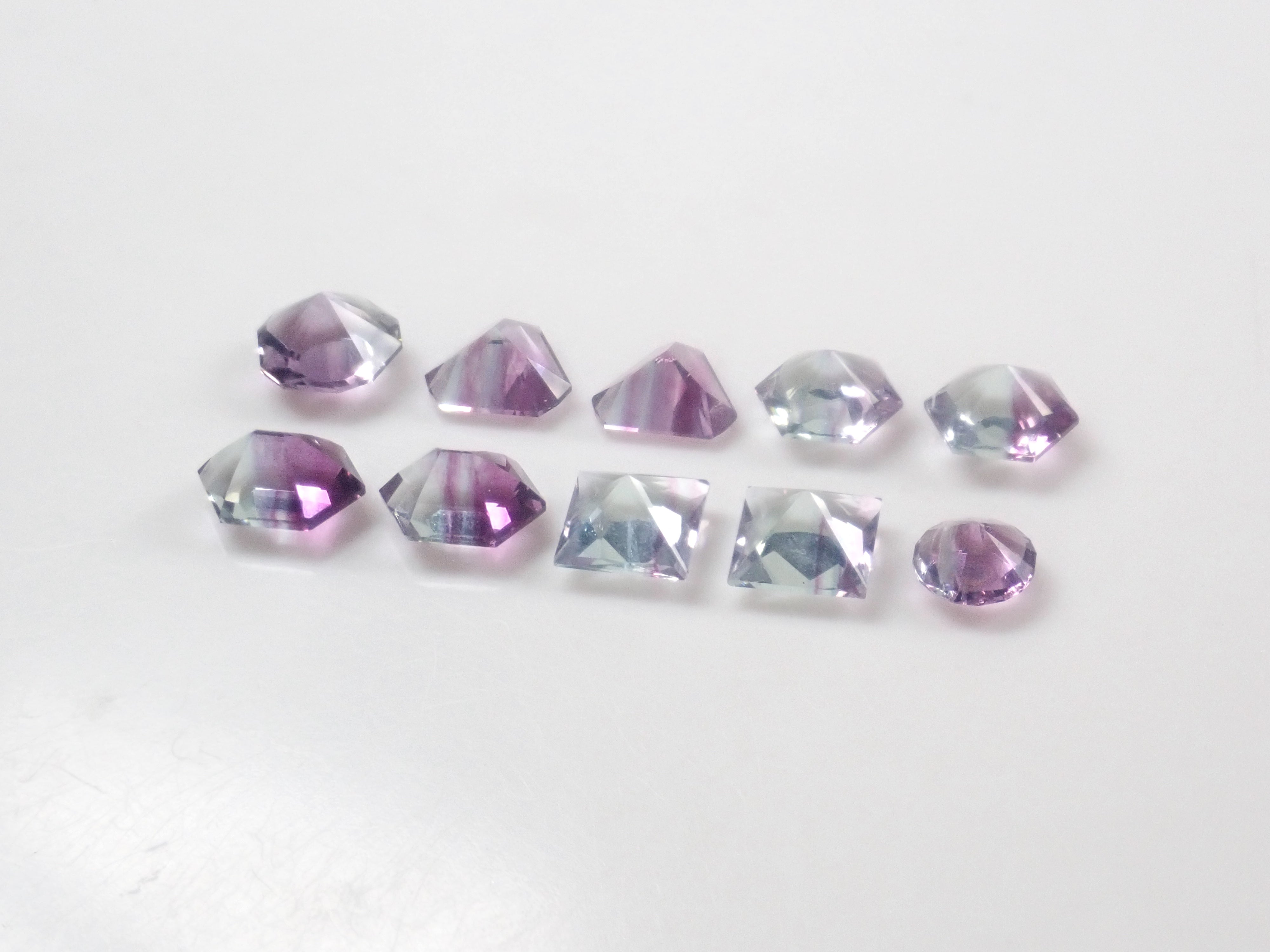 [On Sale June 6th at 10 PM JST] "Limited 13 Stones" Fluorite Gacha including flawed Koshu cut gemstones "Bulk Purchase Discount Available"