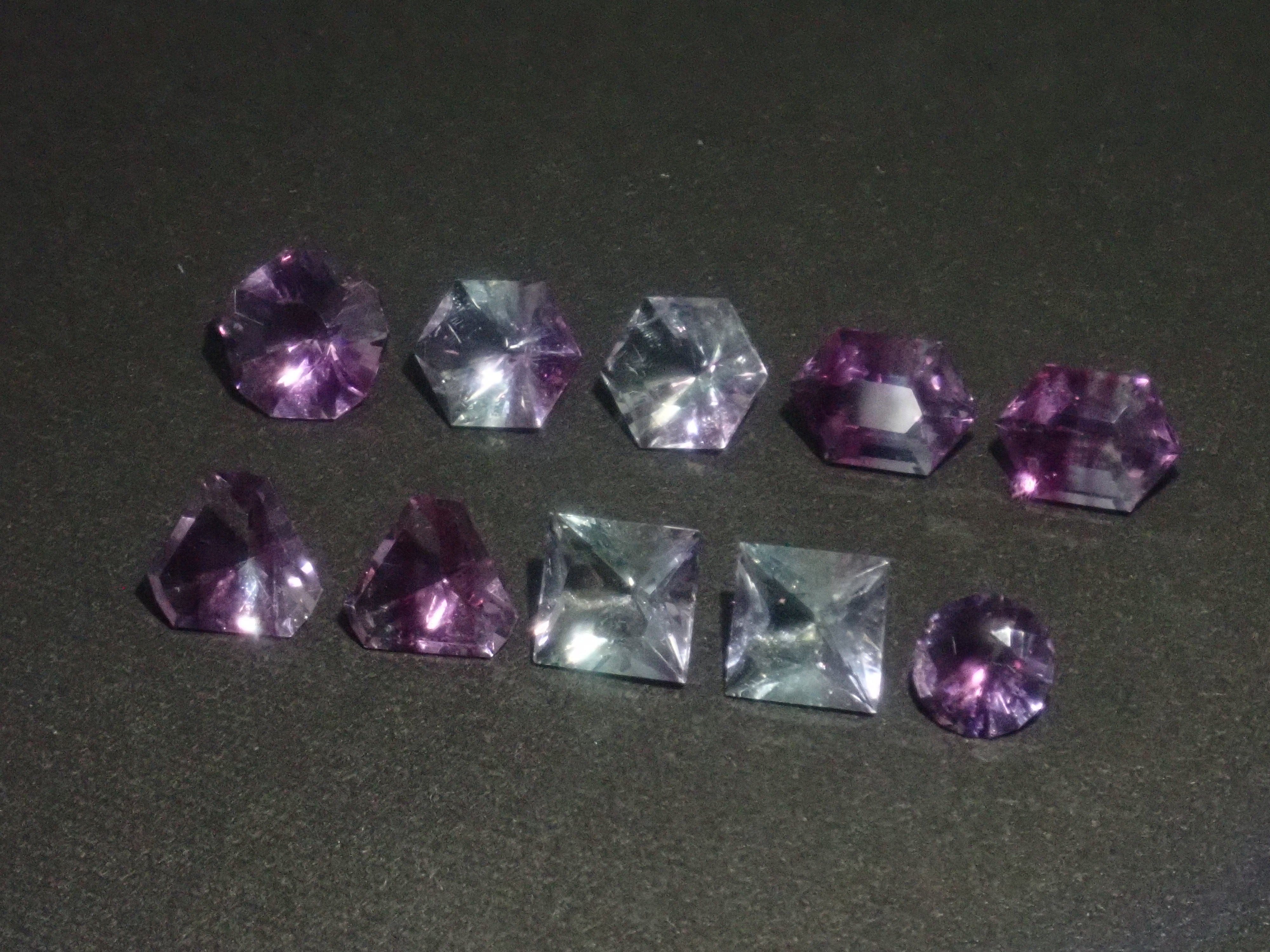 [On Sale June 6th at 10 PM JST] "Limited 13 Stones" Fluorite Gacha including flawed Koshu cut gemstones "Bulk Purchase Discount Available"