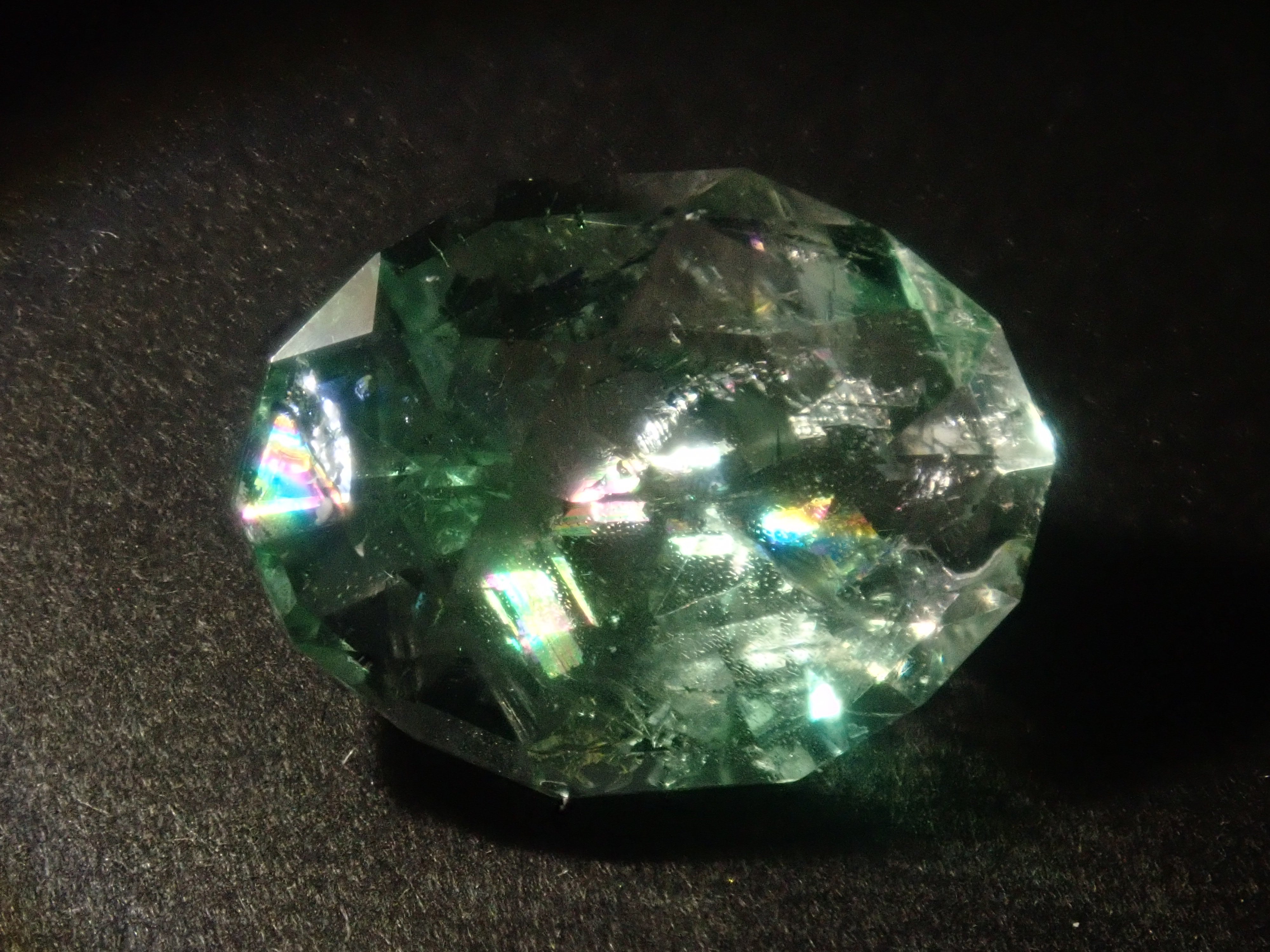 [6/ 10 PM JST Release] 《Limited to 11 Stones》Bicolor Gemstone Gacha featuring Paraiba Tourmaline and Euclase 《Bulk Purchase Discount Available》