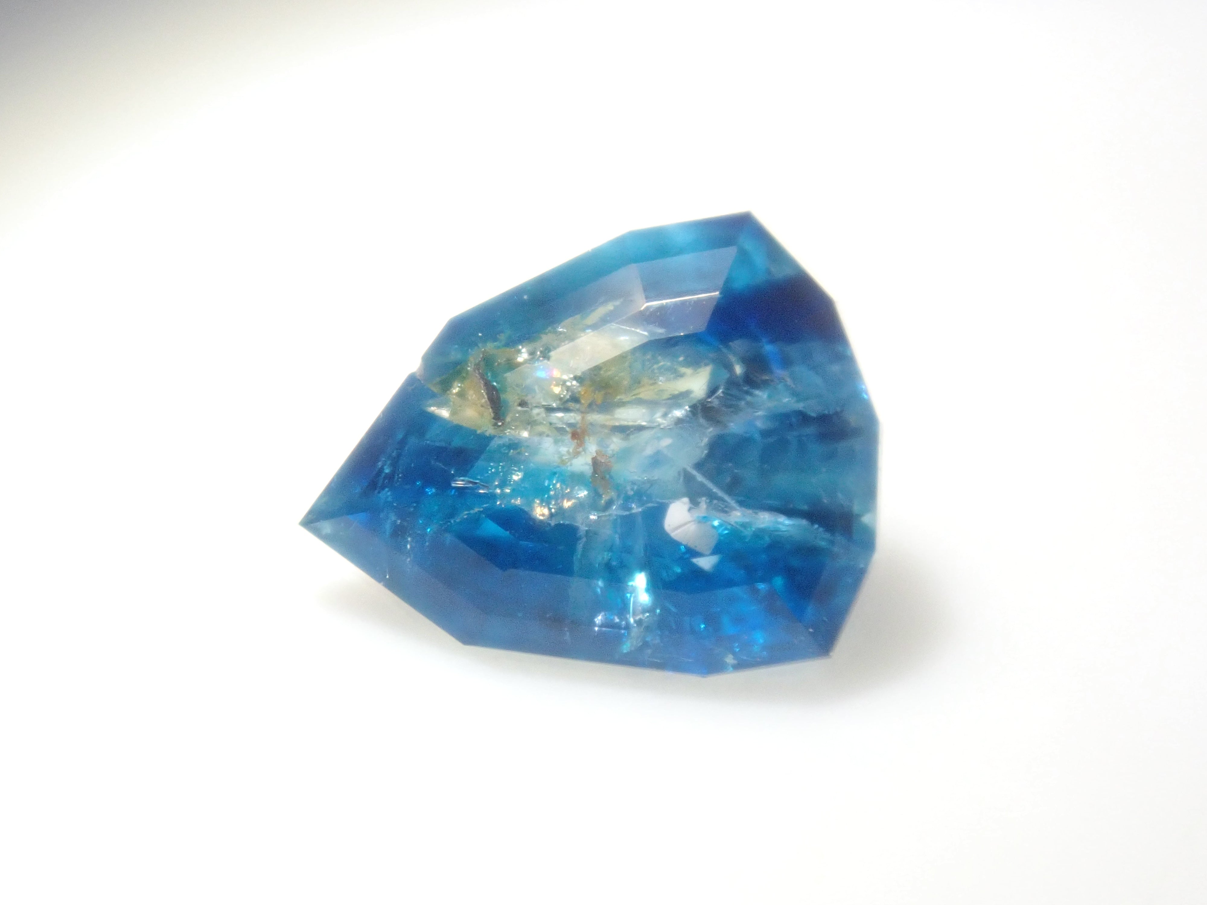 [6/ 10 PM JST Release] 《Limited to 11 Stones》Bicolor Gemstone Gacha featuring Paraiba Tourmaline and Euclase 《Bulk Purchase Discount Available》