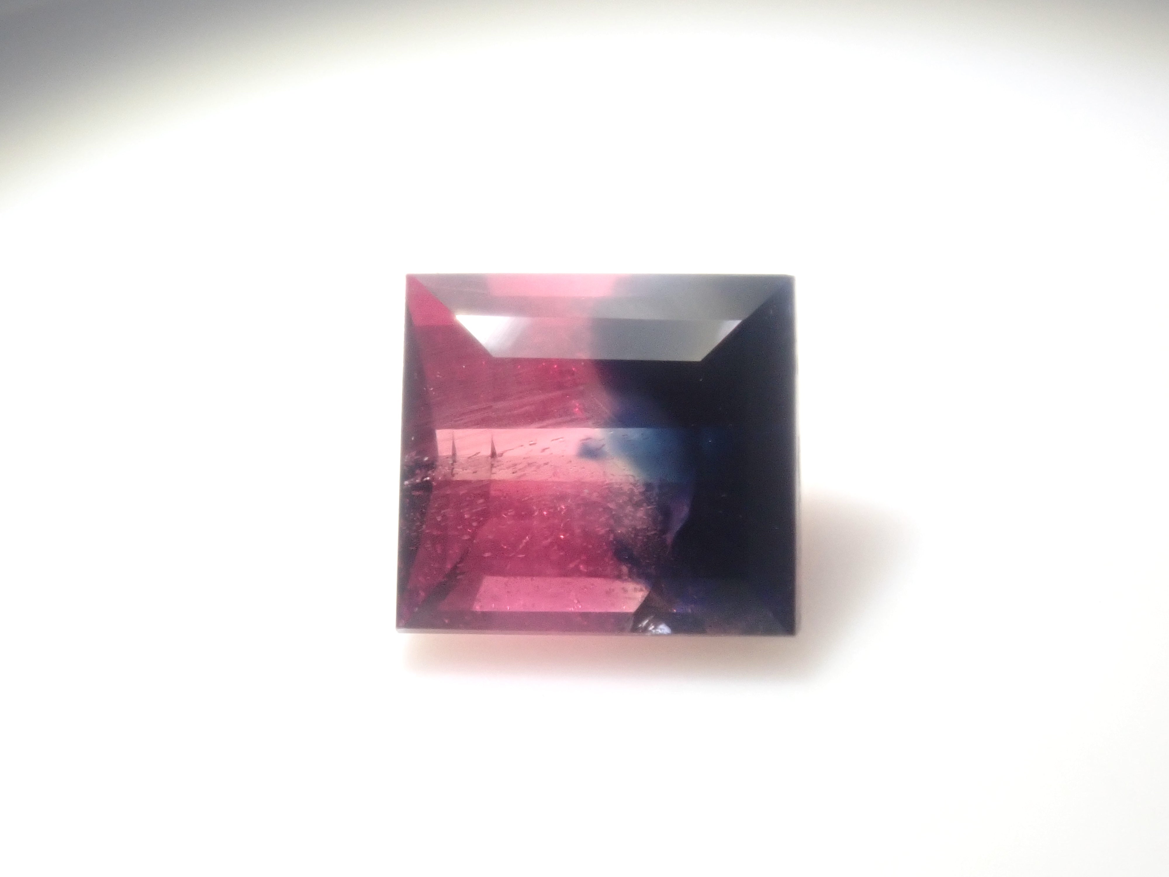 [6/ 10 PM JST Release] 《Limited to 11 Stones》Bicolor Gemstone Gacha featuring Paraiba Tourmaline and Euclase 《Bulk Purchase Discount Available》