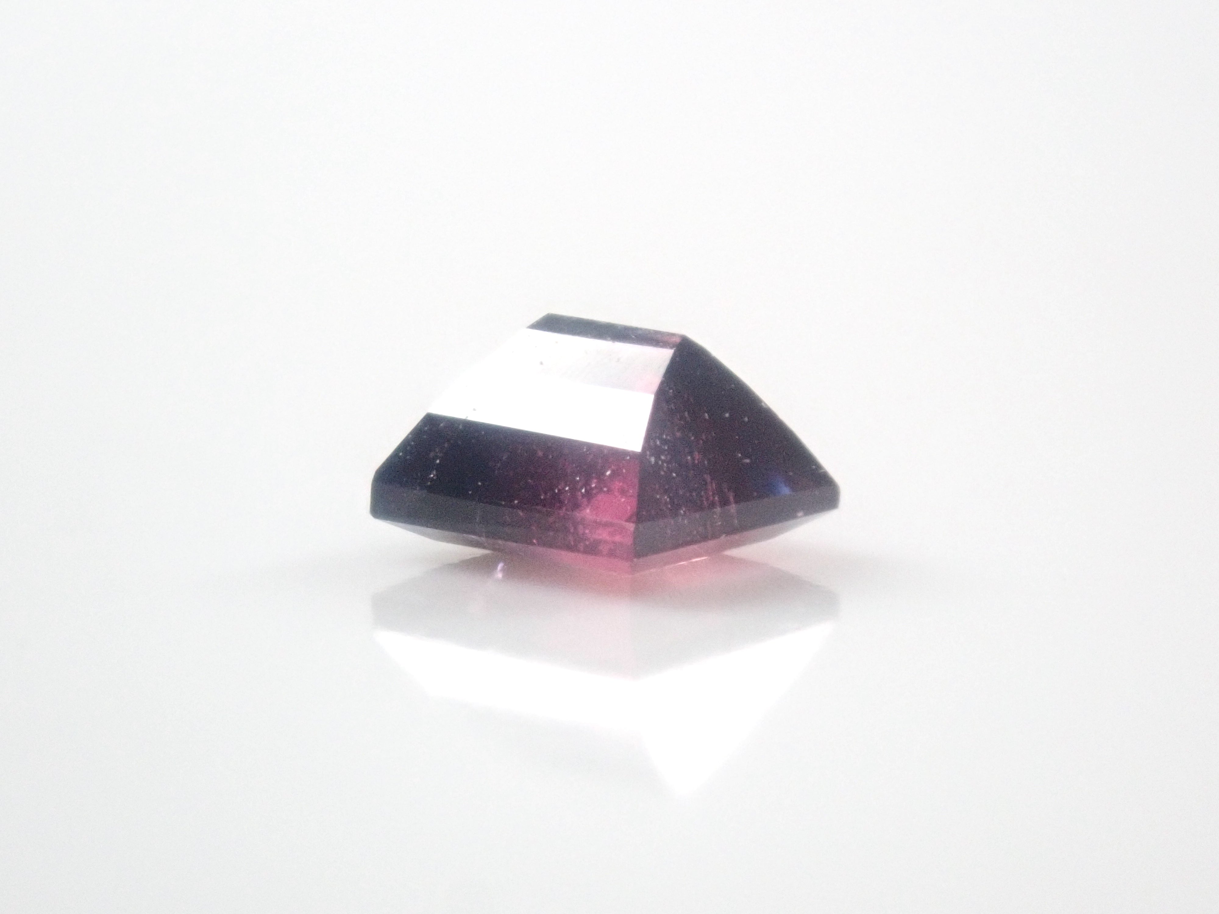[6/ 10 PM JST Release] 《Limited to 11 Stones》Bicolor Gemstone Gacha featuring Paraiba Tourmaline and Euclase 《Bulk Purchase Discount Available》