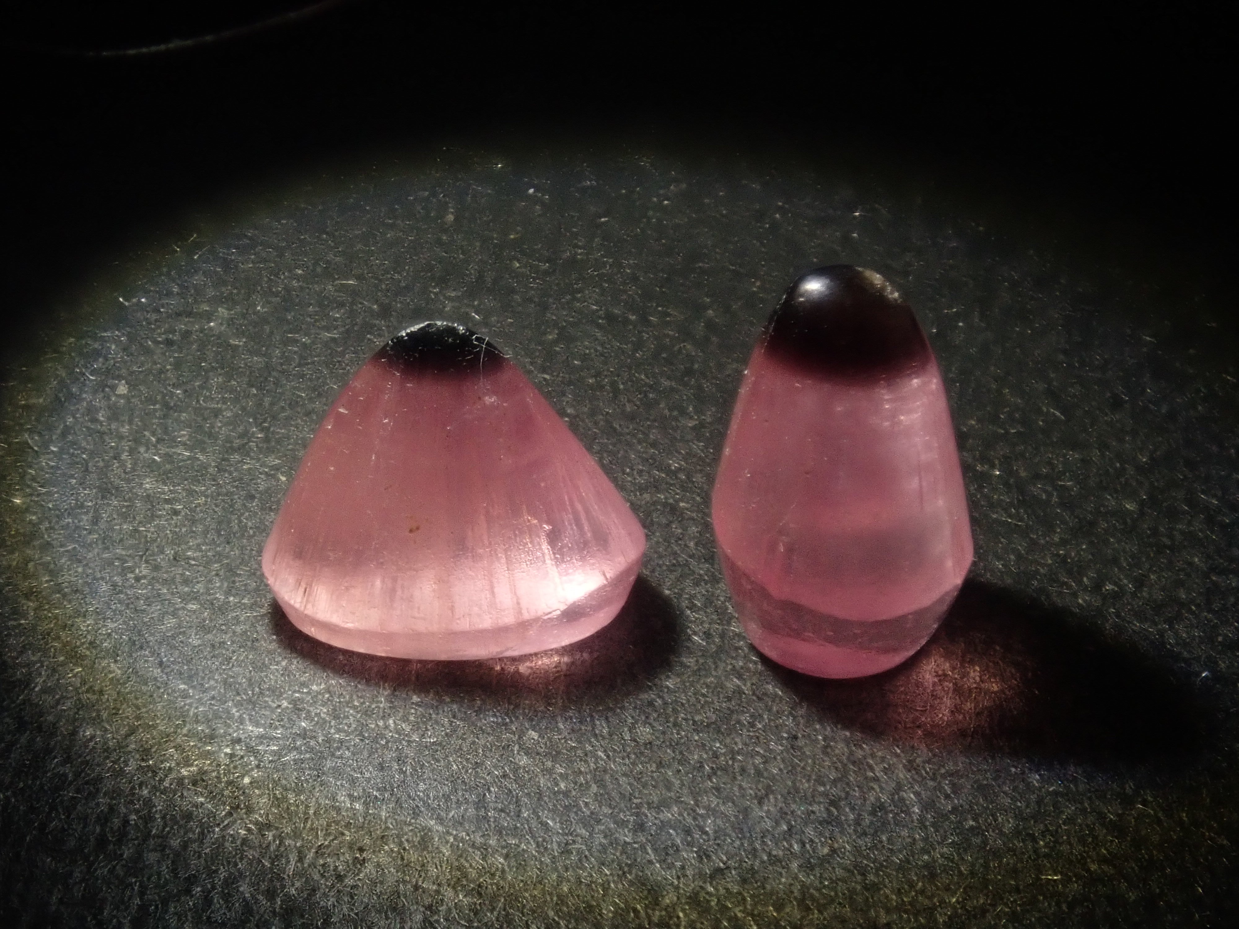 [6/ 10 PM JST Release] 《Limited to 11 Stones》Bicolor Gemstone Gacha featuring Paraiba Tourmaline and Euclase 《Bulk Purchase Discount Available》