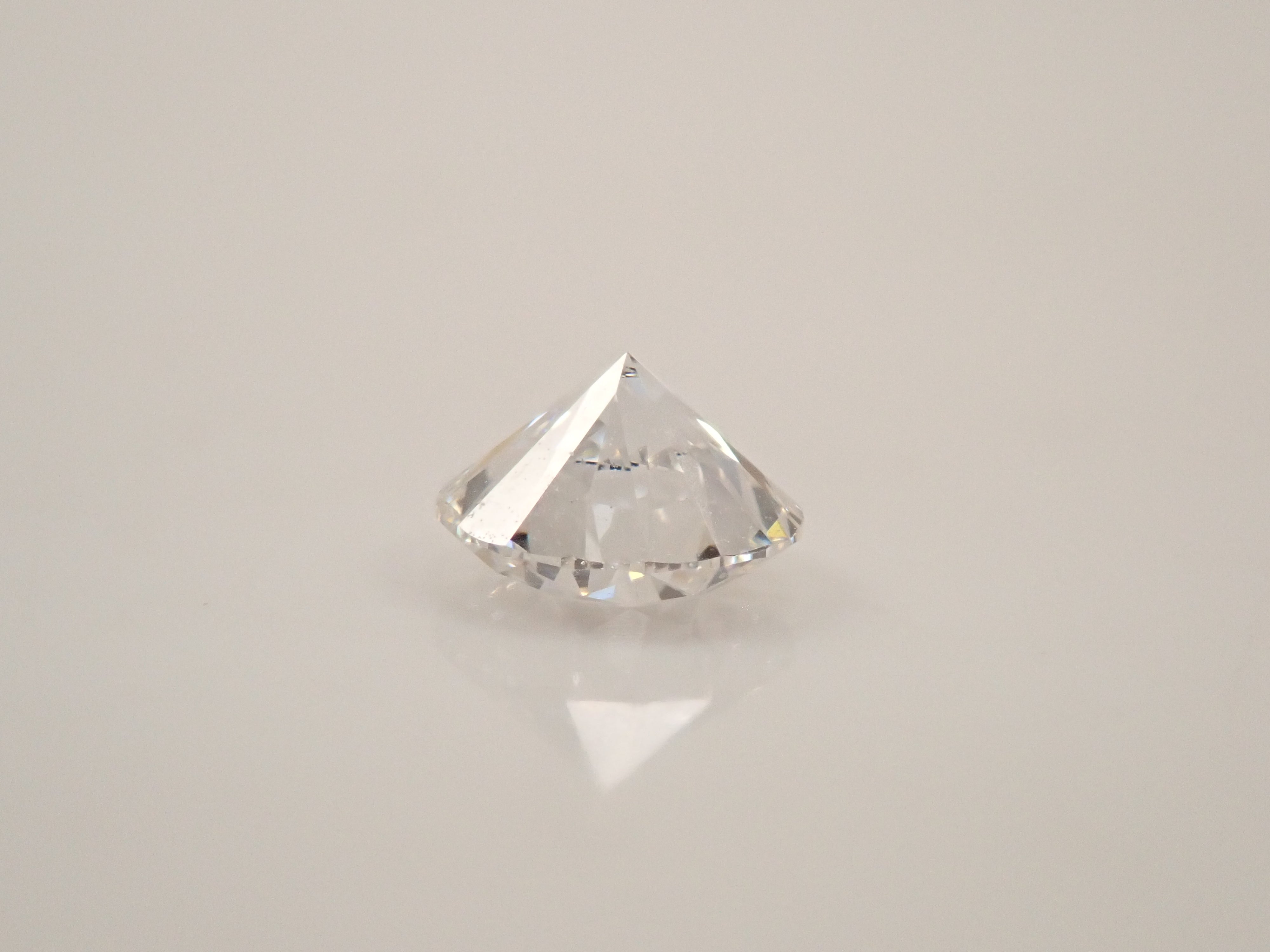 ダイヤモンド 4.3mm/0.310ctルース(E, VS1, 3Excellent) GIA鑑定書