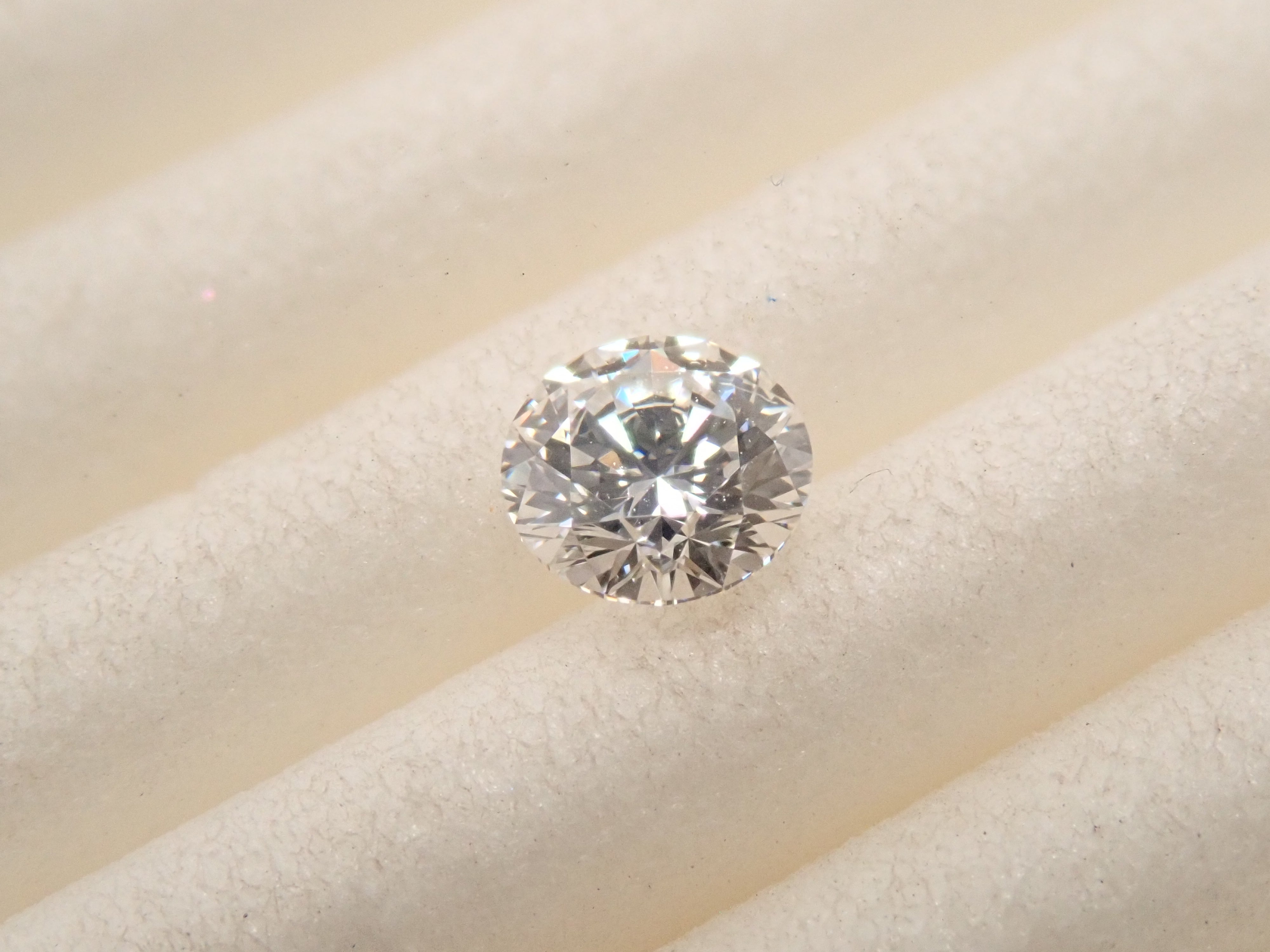 [Listed as 32501940] Internally Flawless Diamond (H&C) 0.215ct Loose (E, IF, 3Excellent H&C)