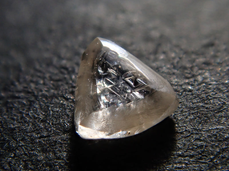 マクルダイヤモンド（トライゴン有） 0.126ctルース
