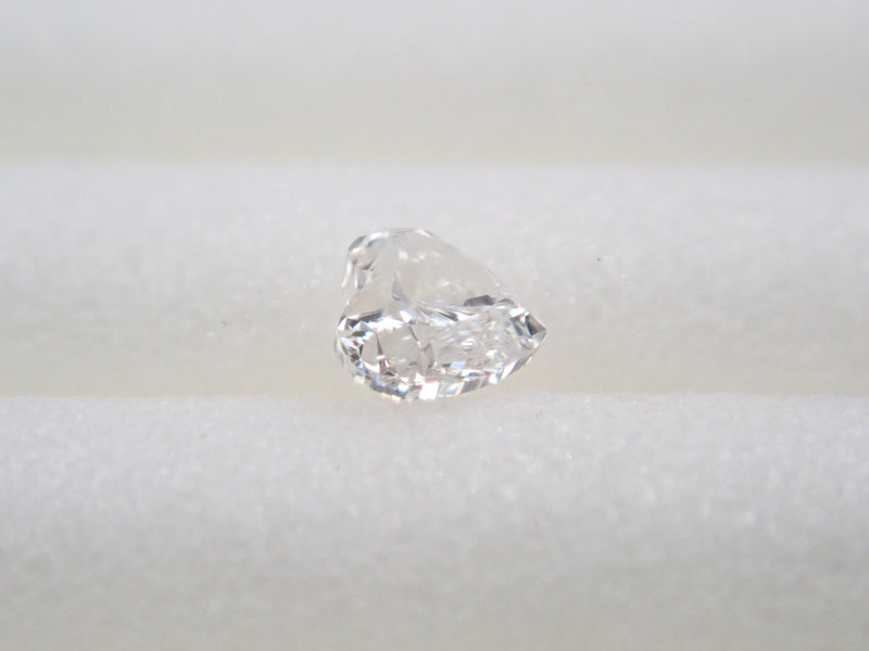 ダイヤモンド 0.054ctルース（VSクラス相当・ハートシェイプ）
