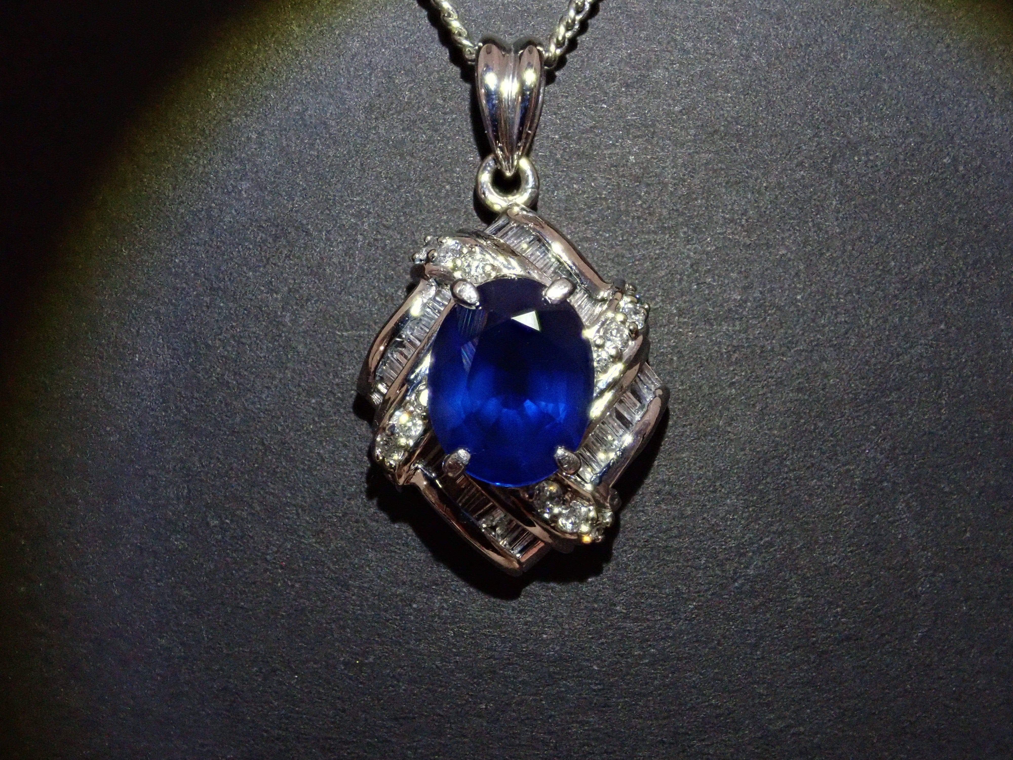 browncatルビー　サファイア　プラチナ900 ペンダントップス Colorful] Pt900 Blue Sapphire 2.67ct Pendant Top