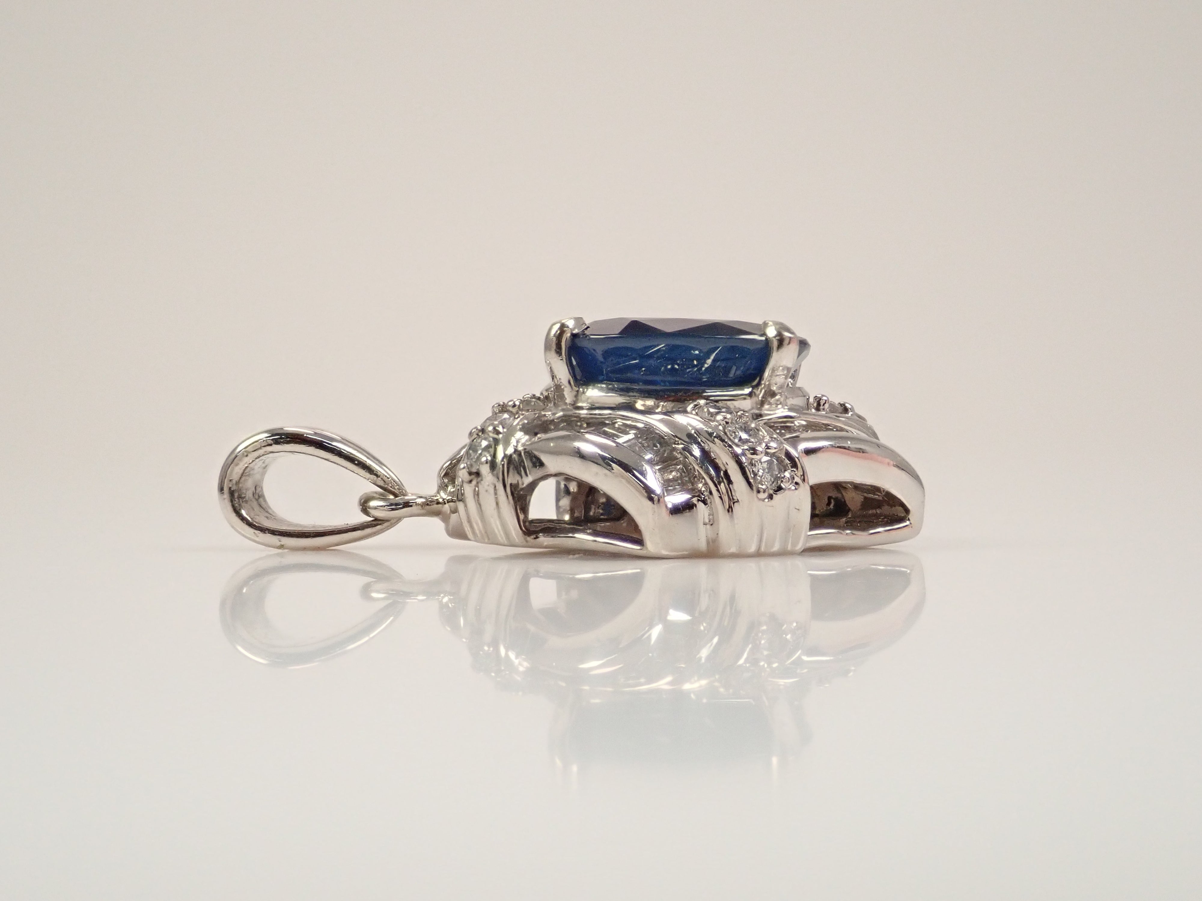 Colorful] Pt900 Blue Sapphire 2.67ct Pendant Top