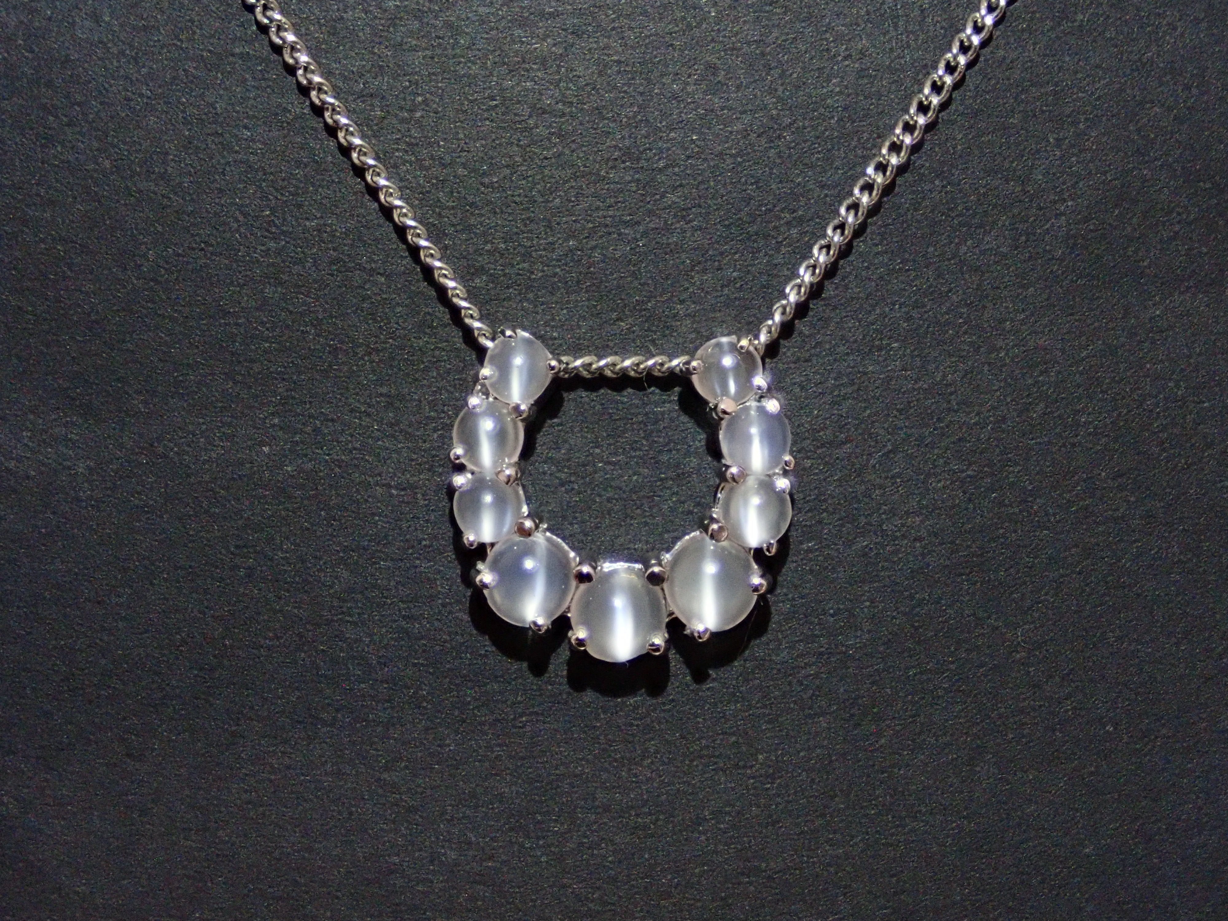 【7/1 22時販売】【カラフリ】Pt950 ムーンストーンキャッツアイ 1.5ct ペンダントトップ（ネックレストップ） 鑑別書