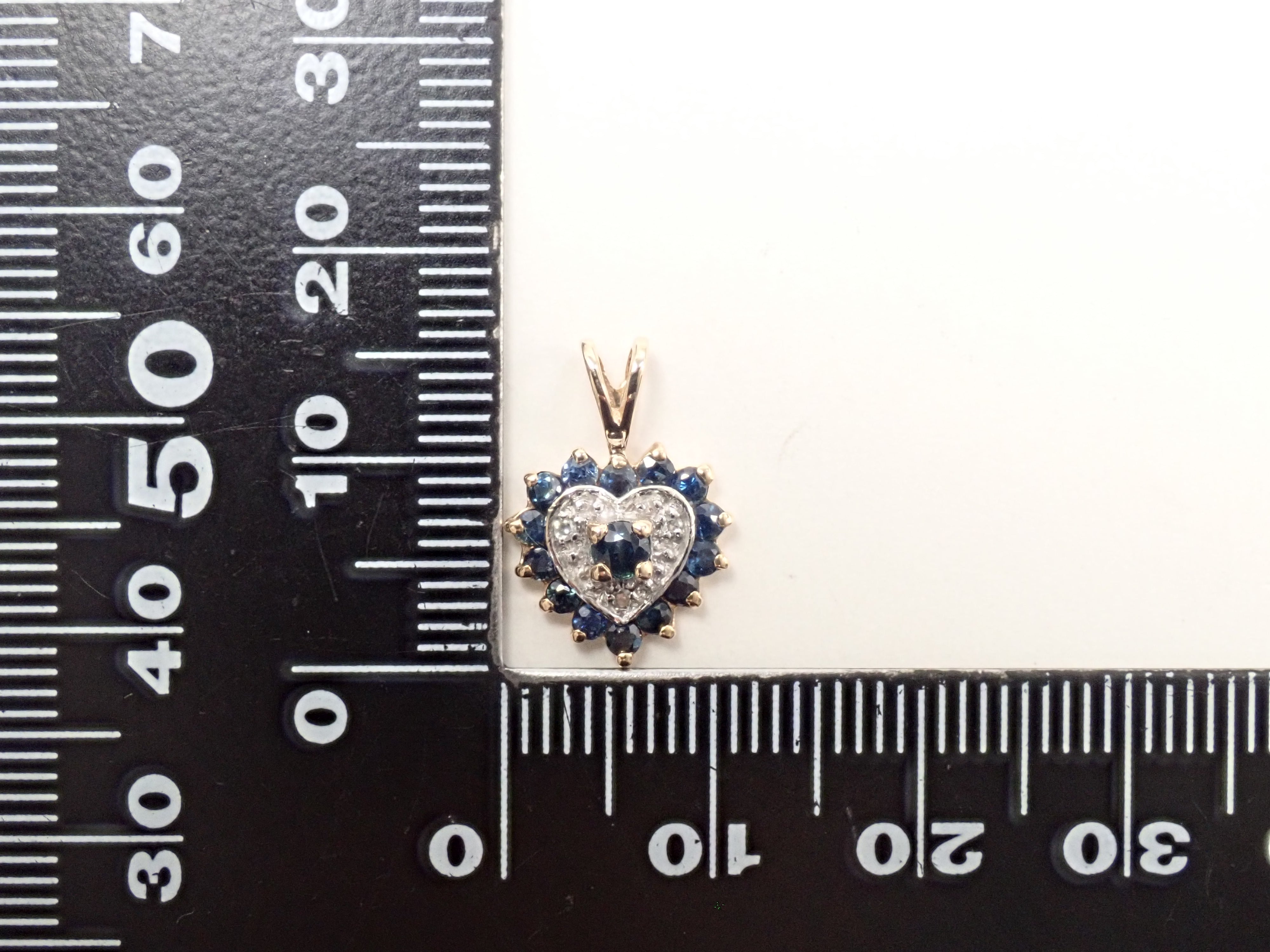 Colorfyl] K9 Blue Sapphire Pendant Top