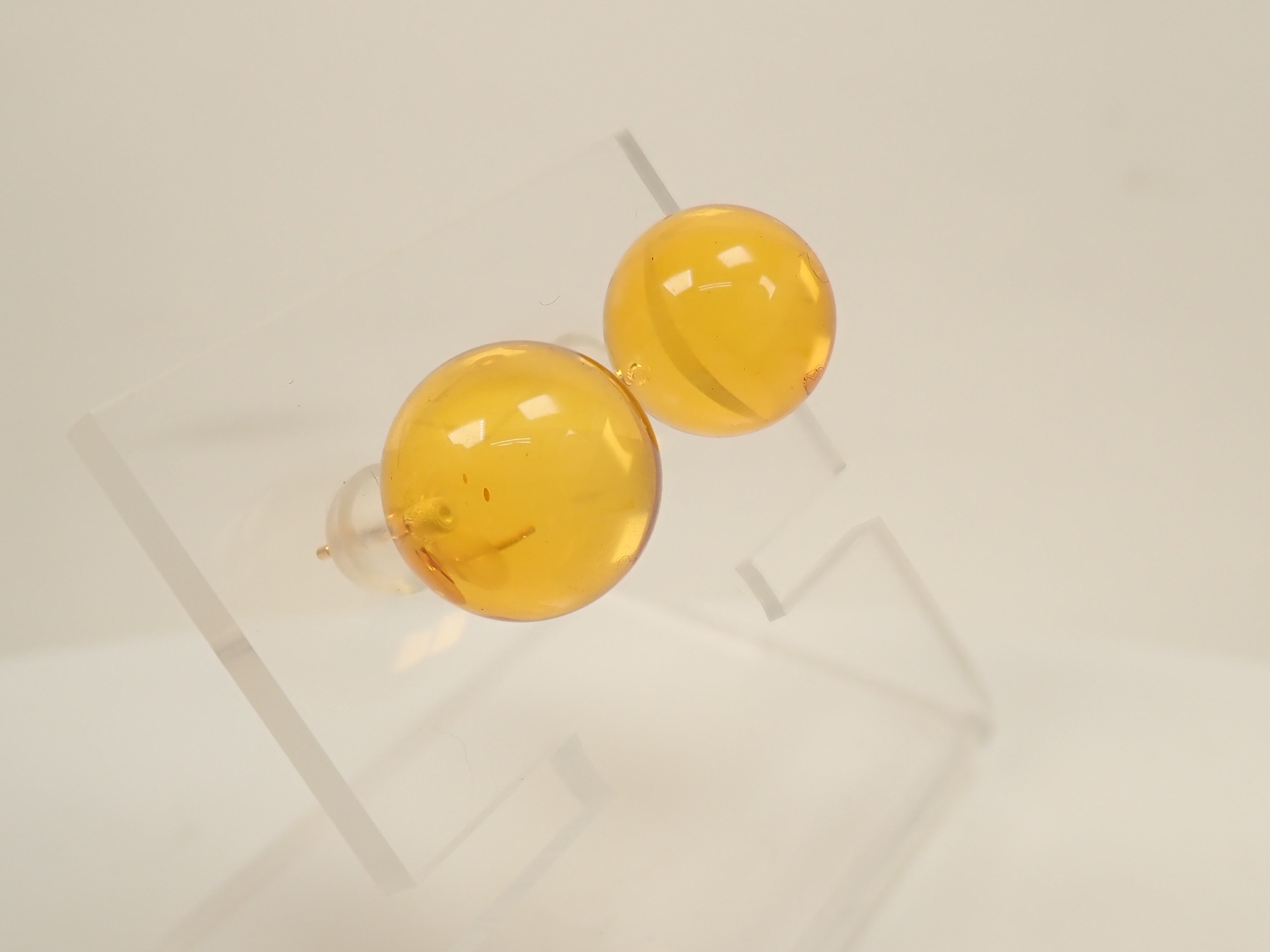 K18 琥珀（こはく）/コパル ピアス