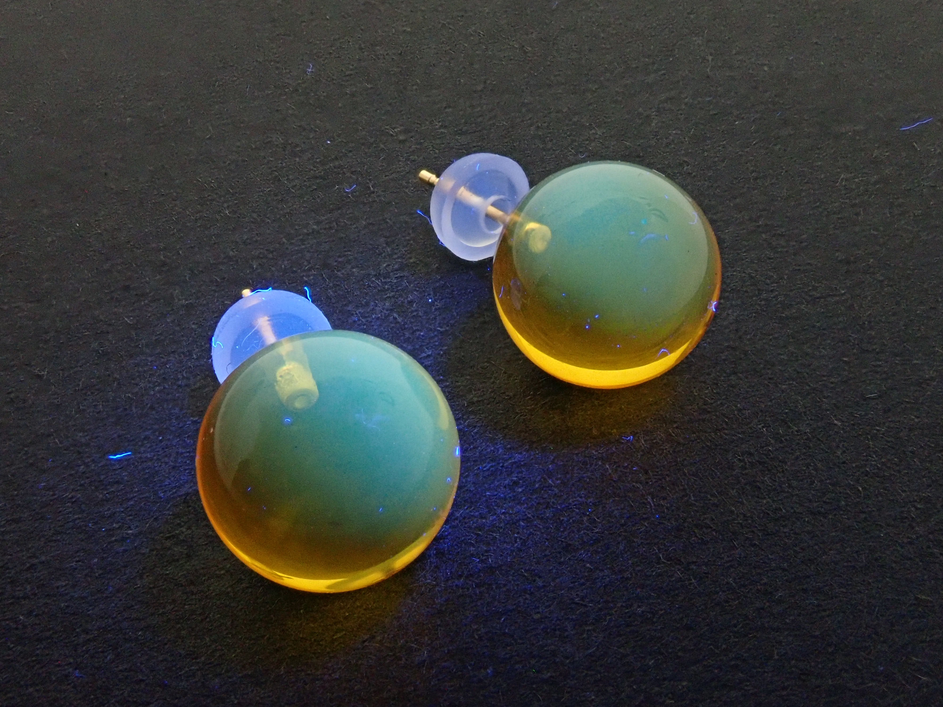 K18 琥珀（こはく）/コパル ピアス