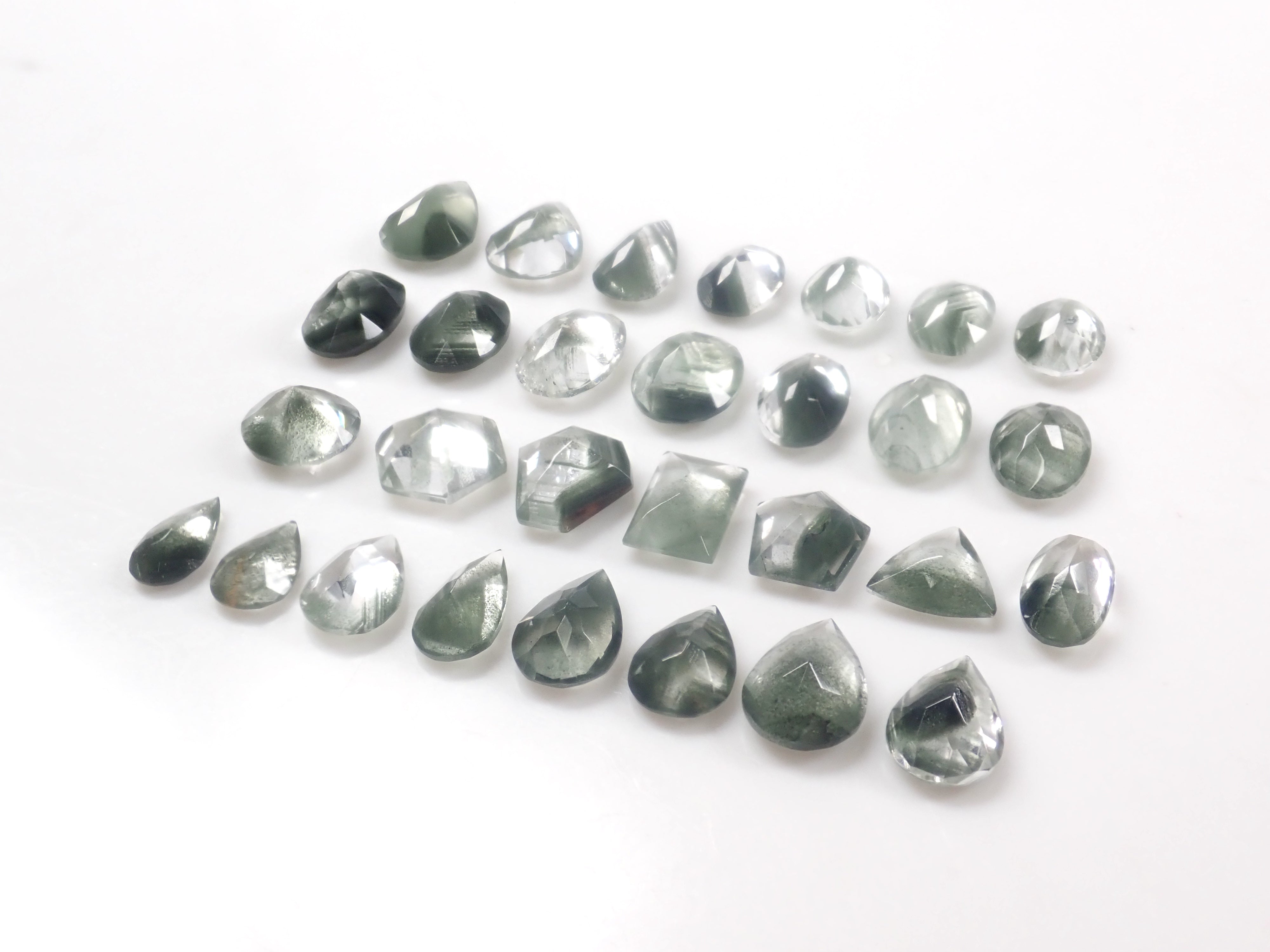 【7/6  22時販売】《限定29石》インド産グリーンファントムクォーツ（平均1.1ct）《複数購入割引有》