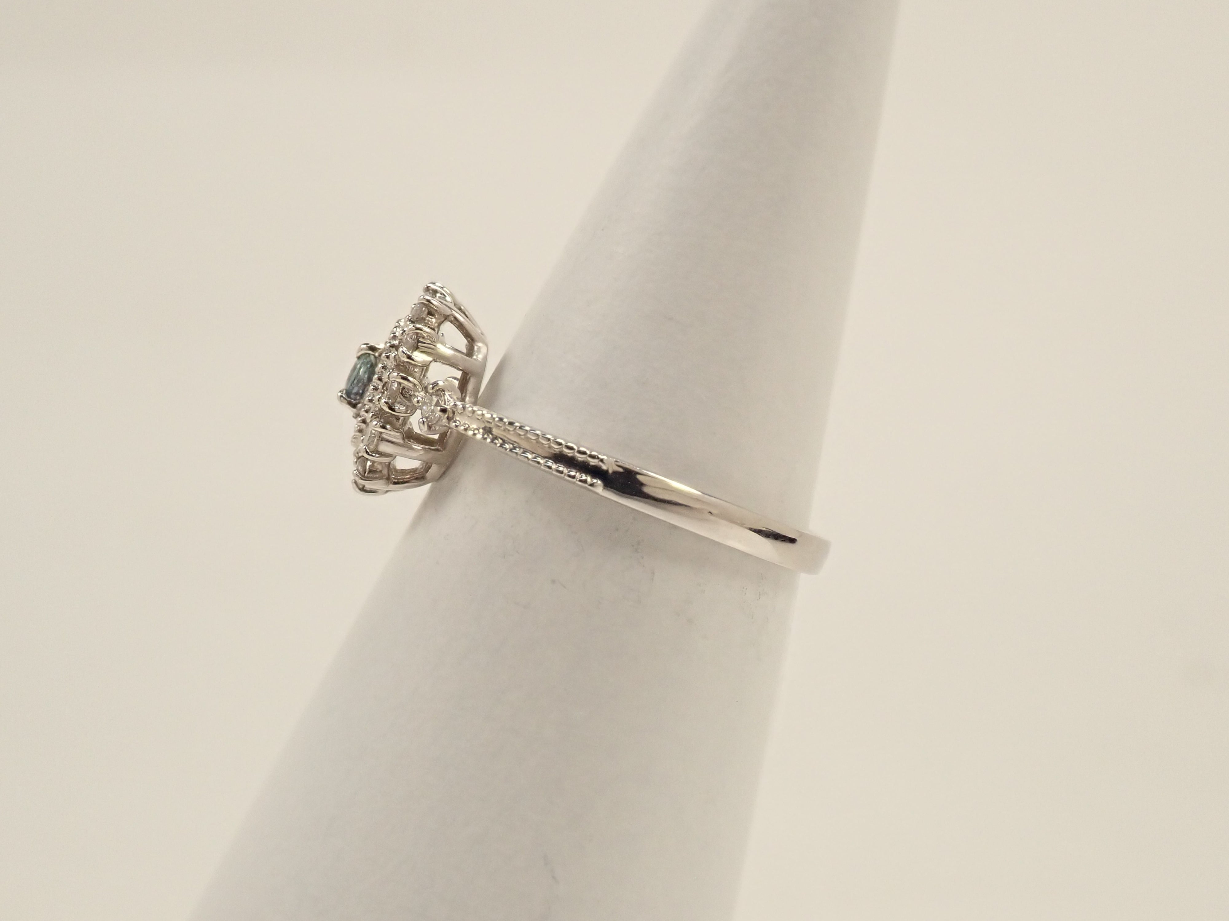 [Published 22602658] [Karafuri] Pt950 Alexandrite 0.08ct Ring