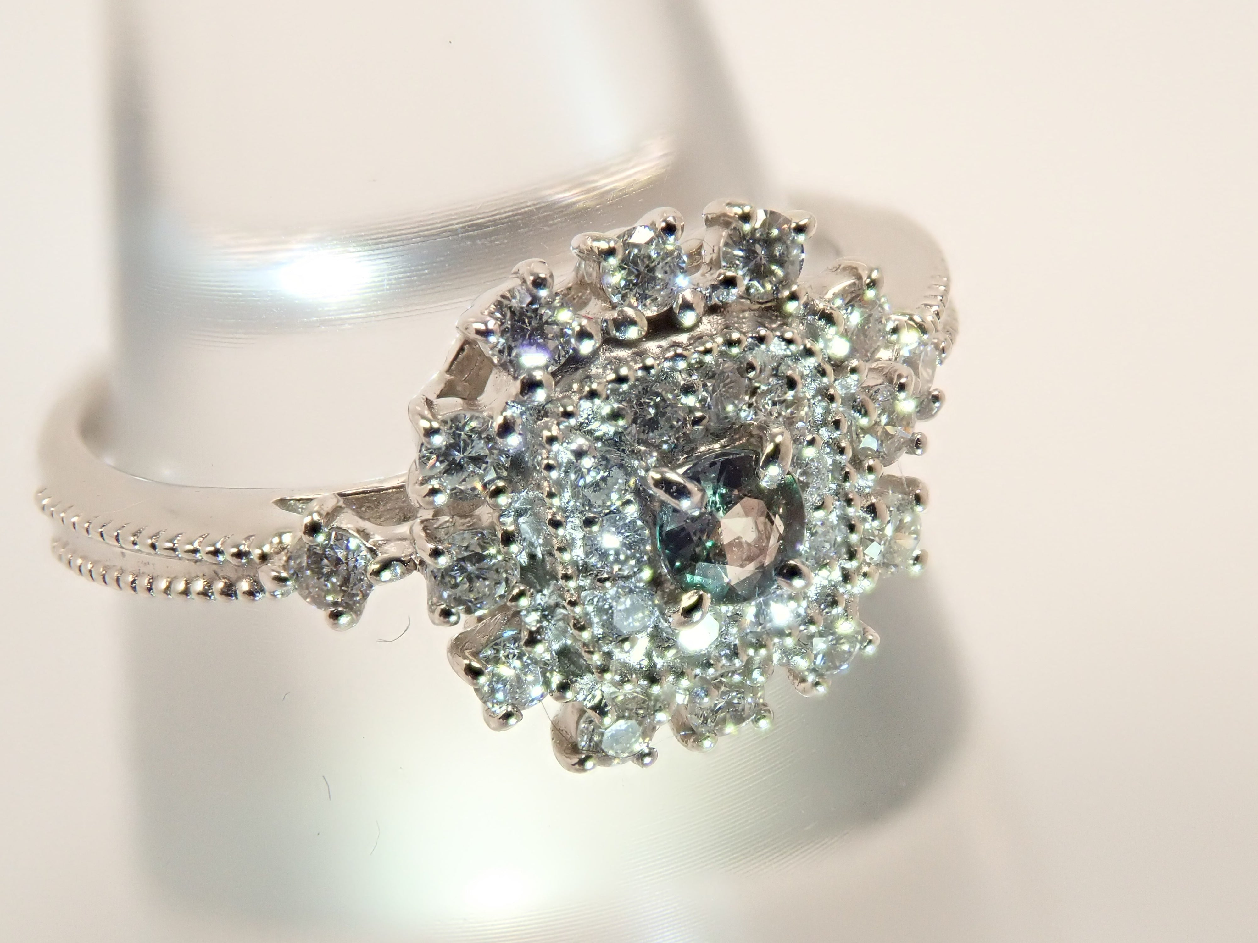 [Published 22602658] [Karafuri] Pt950 Alexandrite 0.08ct Ring