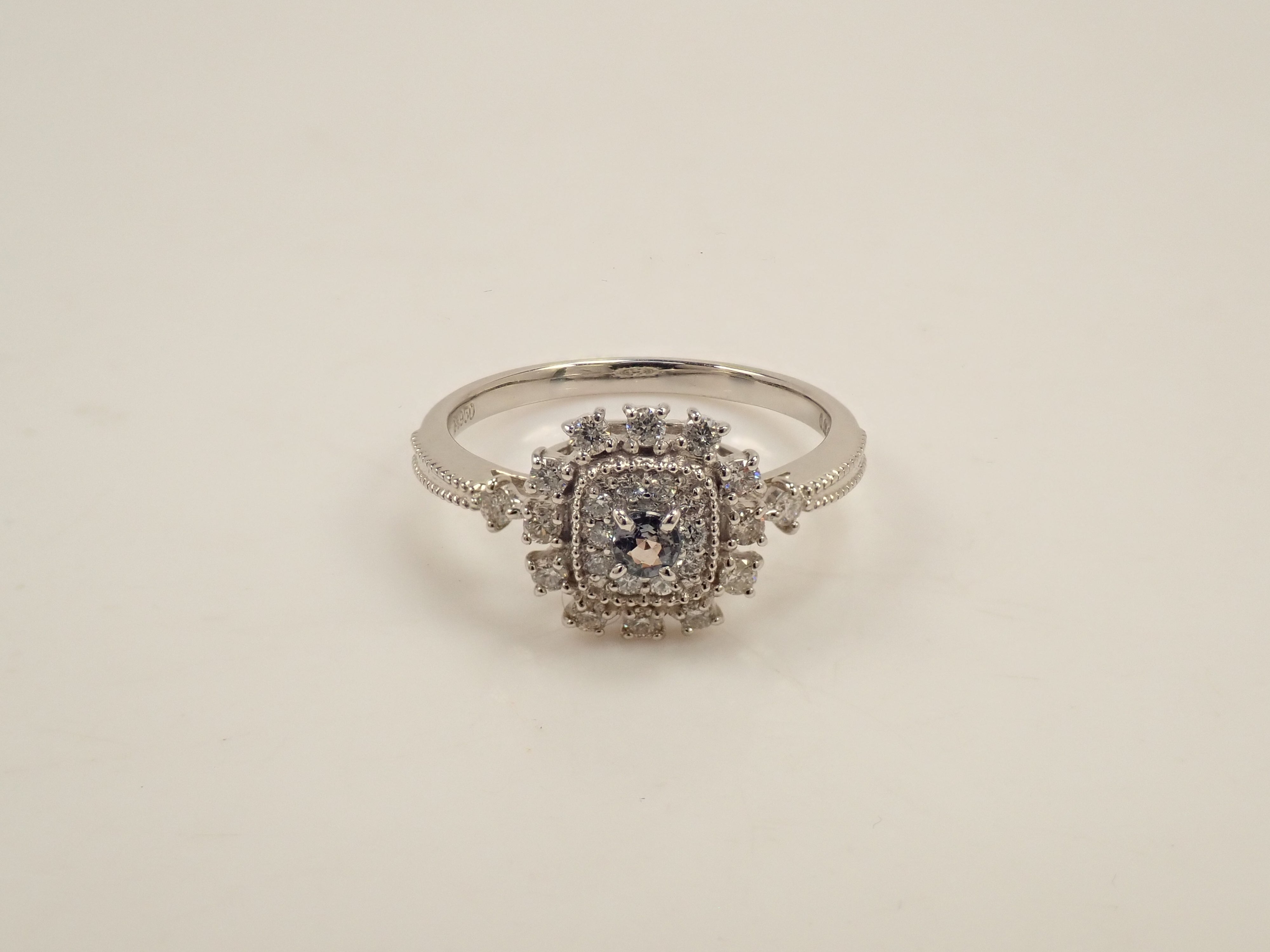 [Published 22602658] [Karafuri] Pt950 Alexandrite 0.08ct Ring