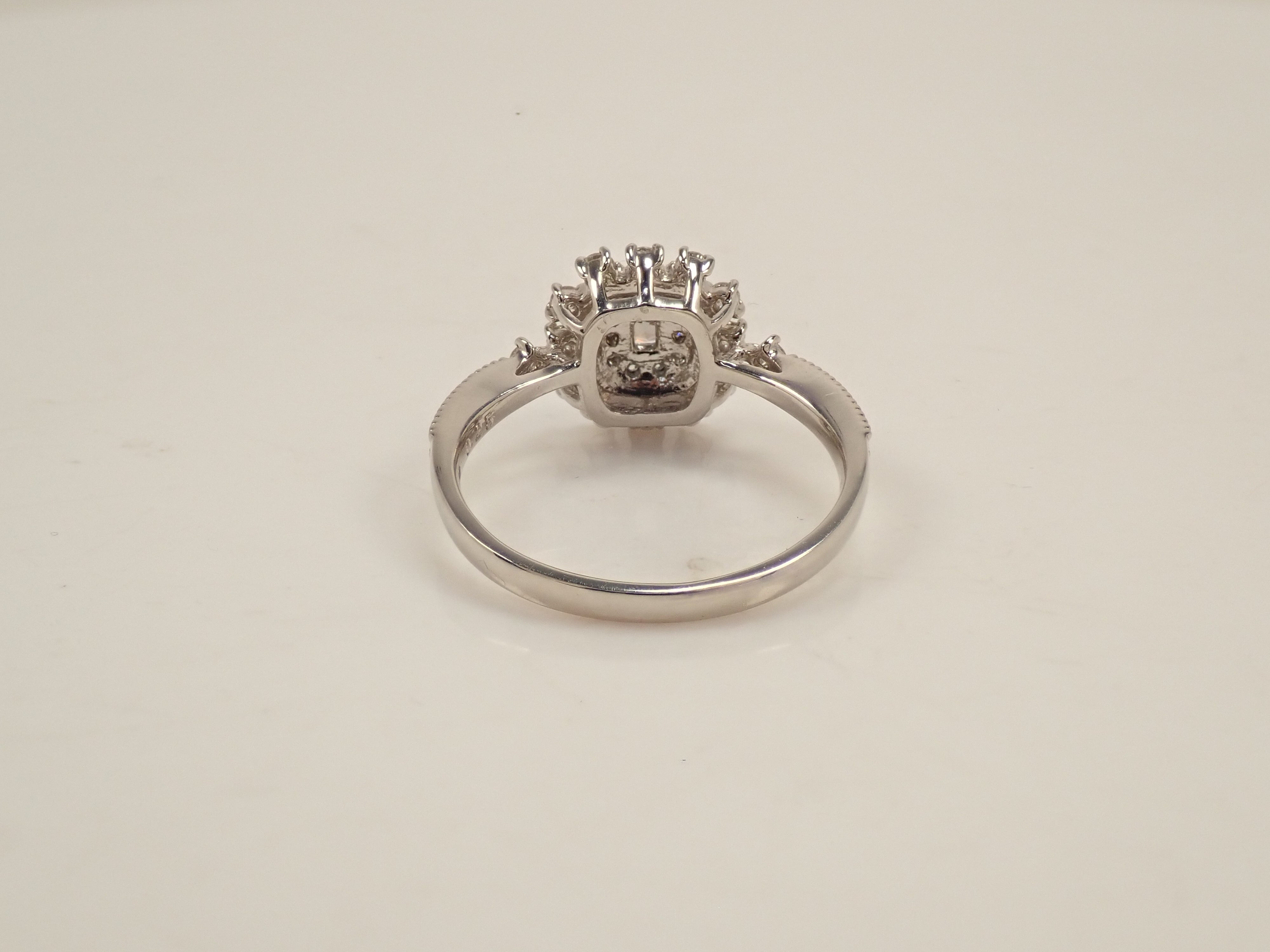 [Published 22602658] [Karafuri] Pt950 Alexandrite 0.08ct Ring